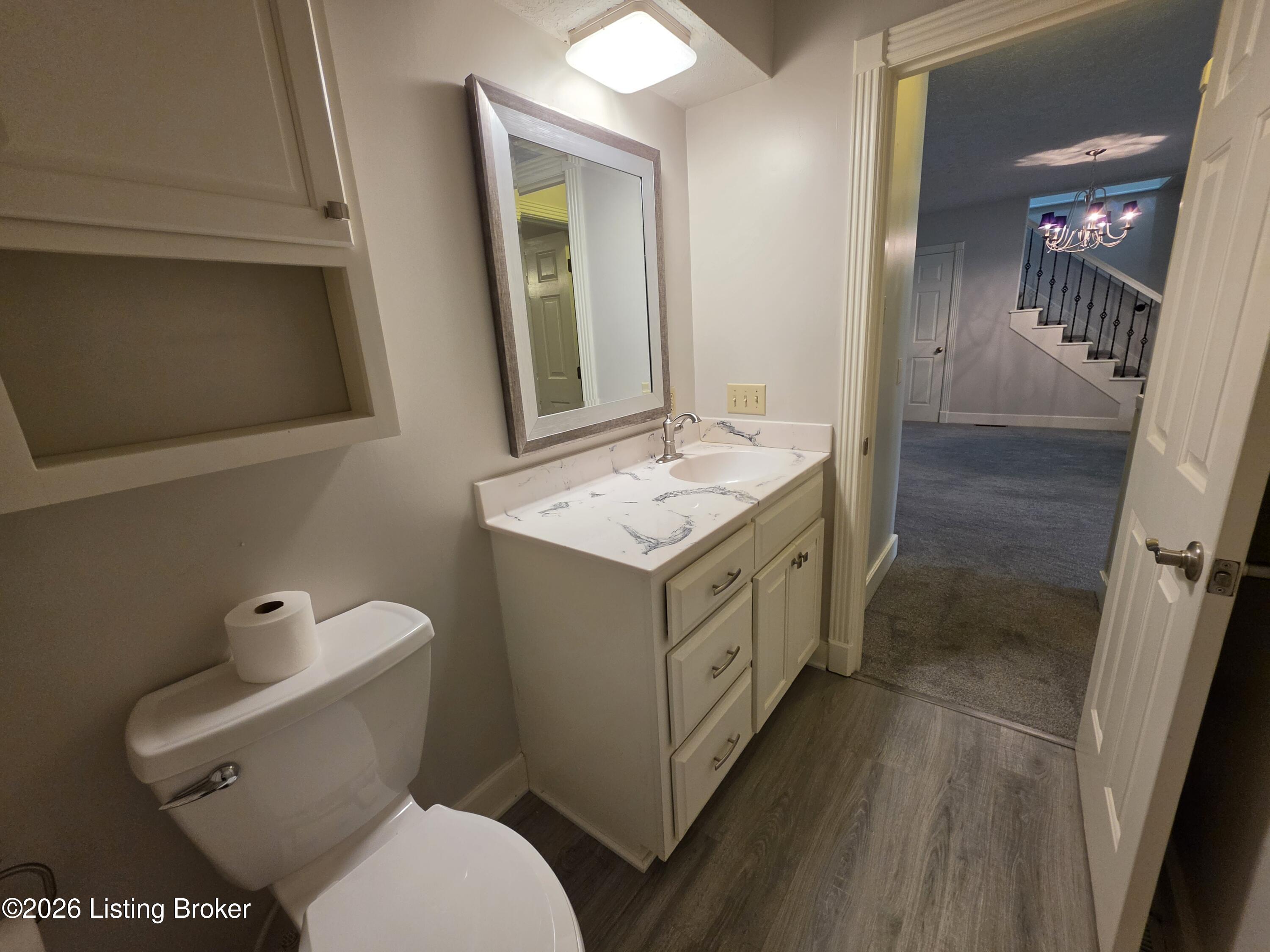 102 Regency Ct B-2 Property Photo 22