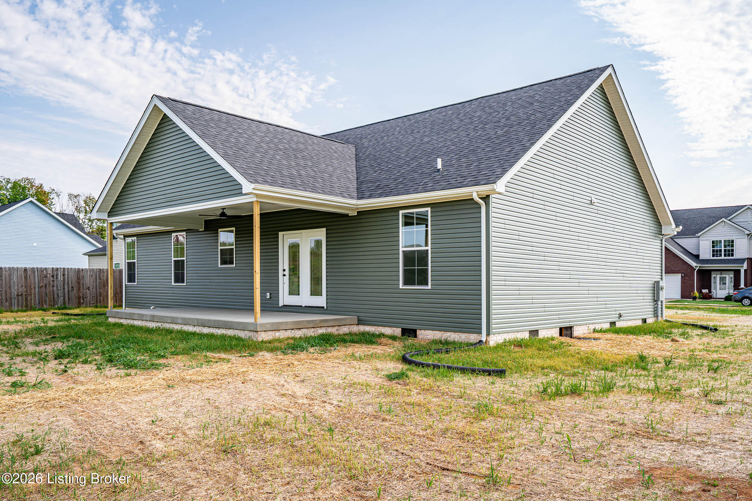 424 Lambrusco Way Property Photo 4