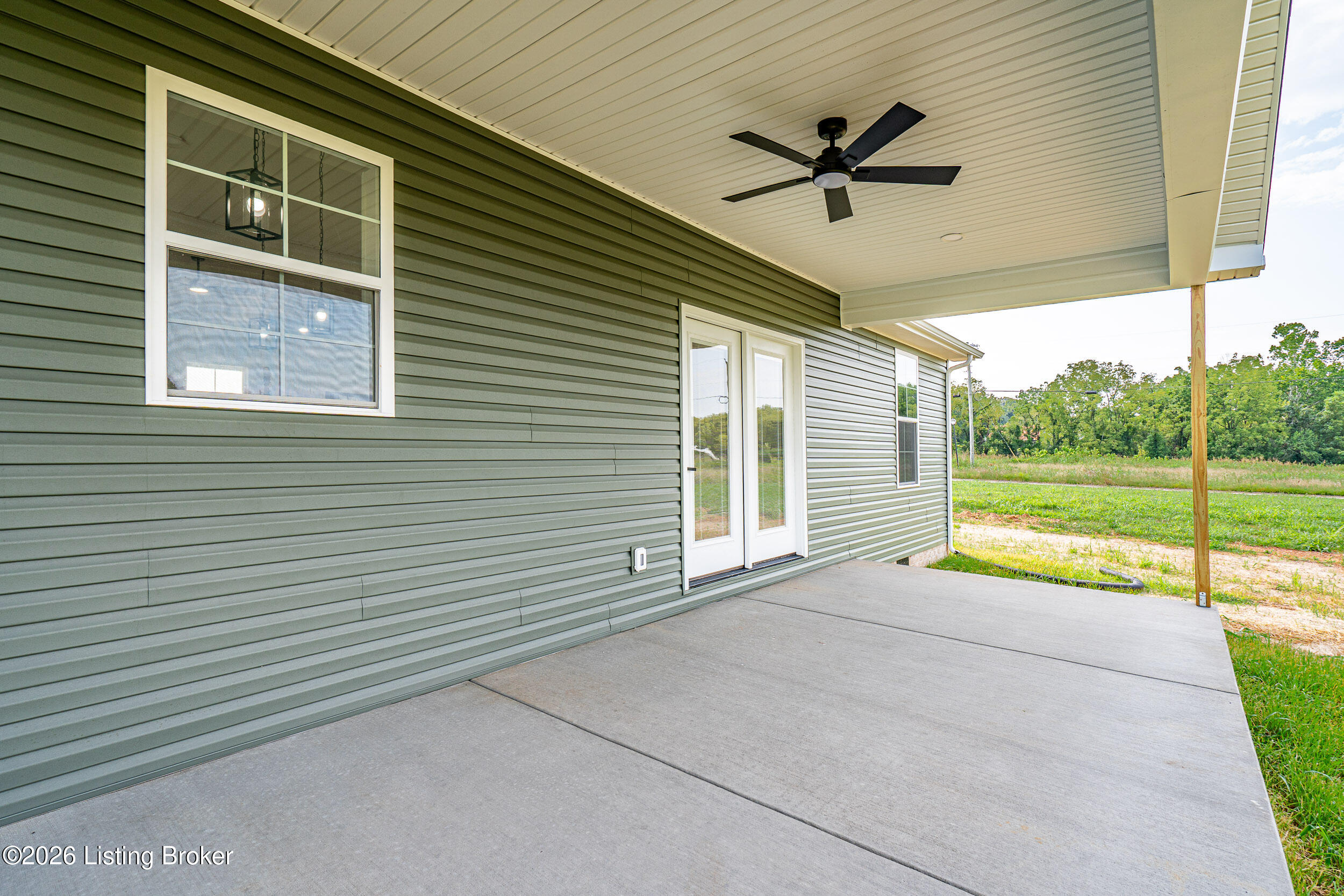 424 Lambrusco Way Property Photo 6