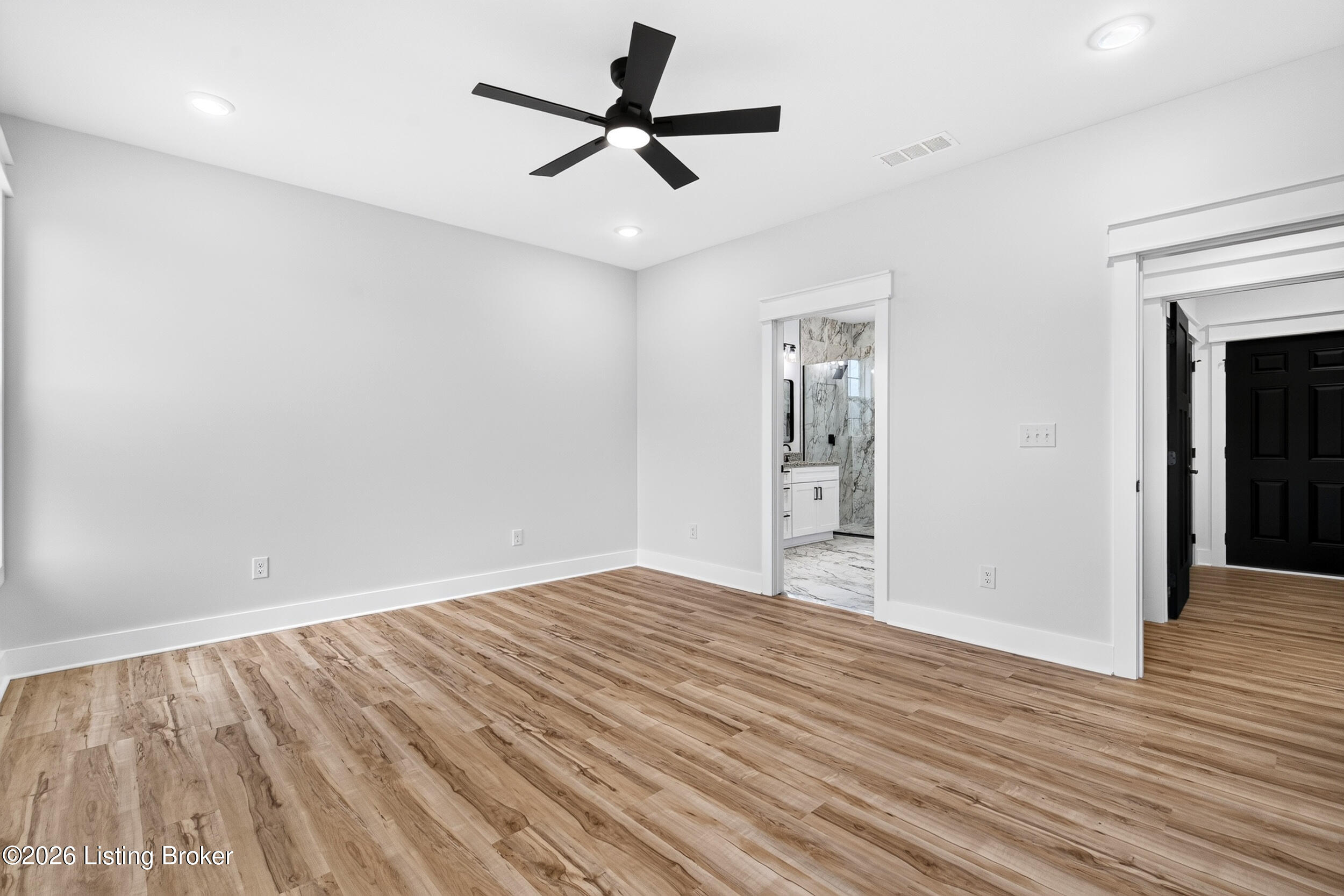 424 Lambrusco Way Property Photo 28