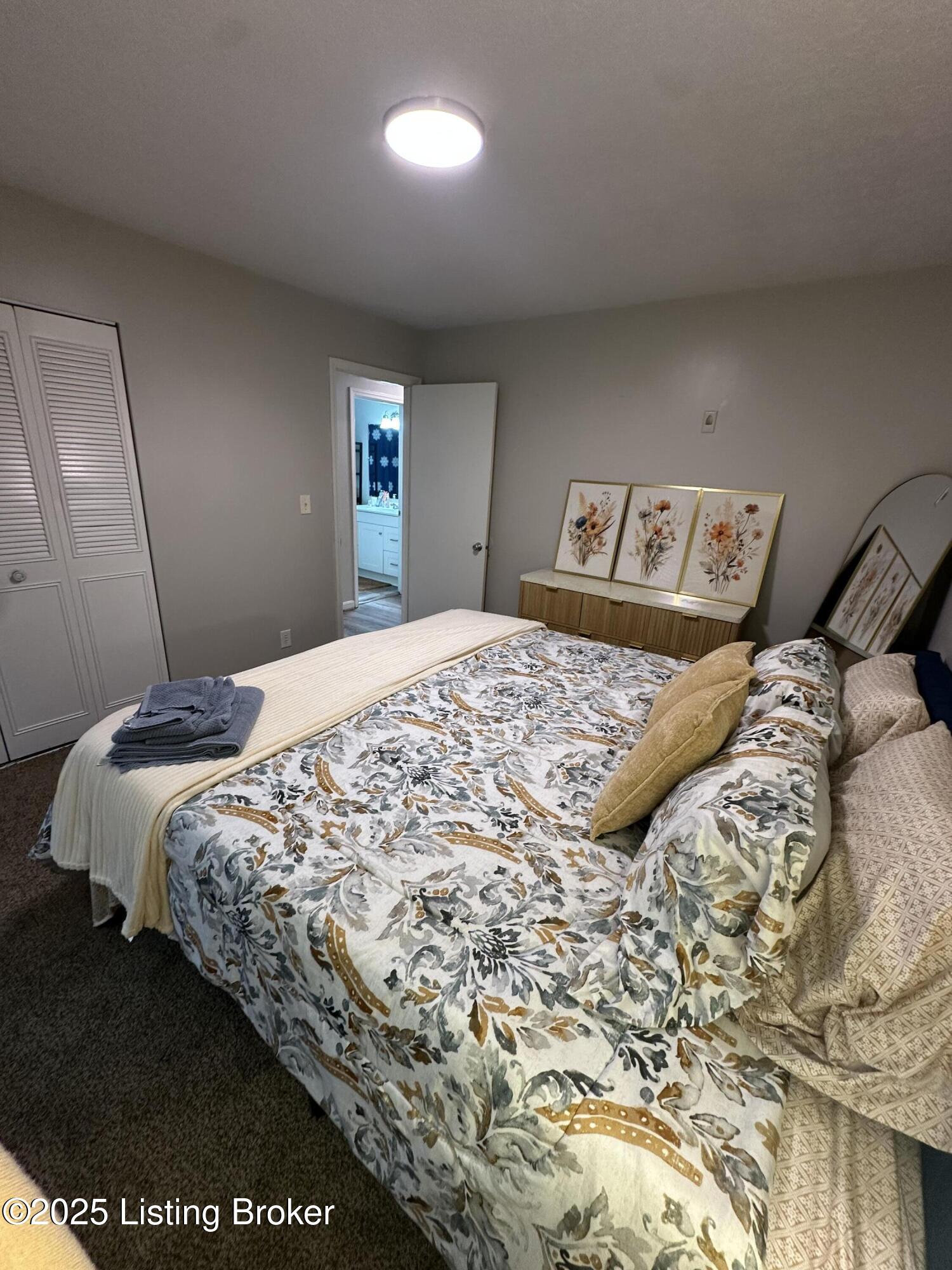 5209 Fisherman Ct Property Photo 13