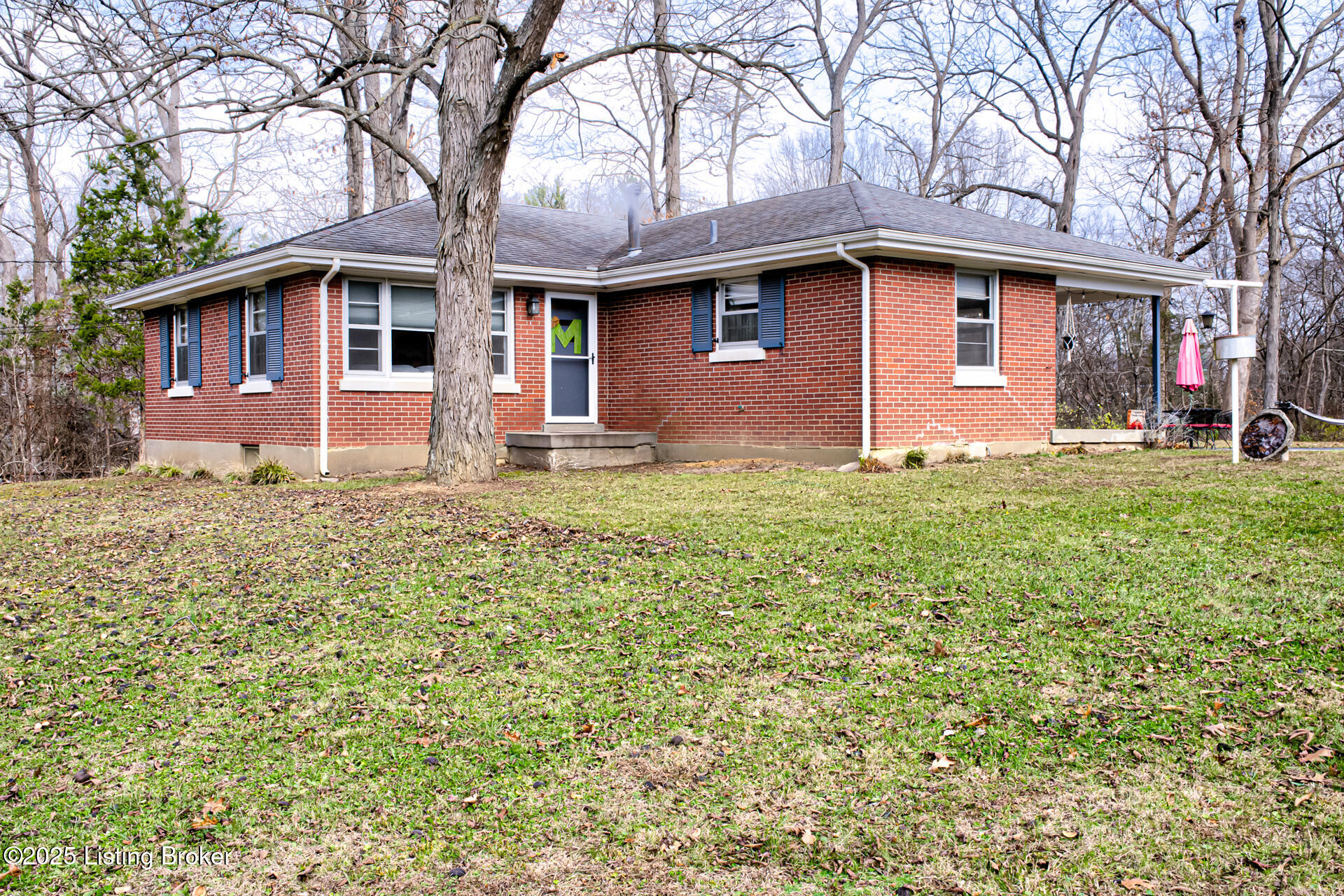 4803 Chenoweth Run Rd Property Photo 1