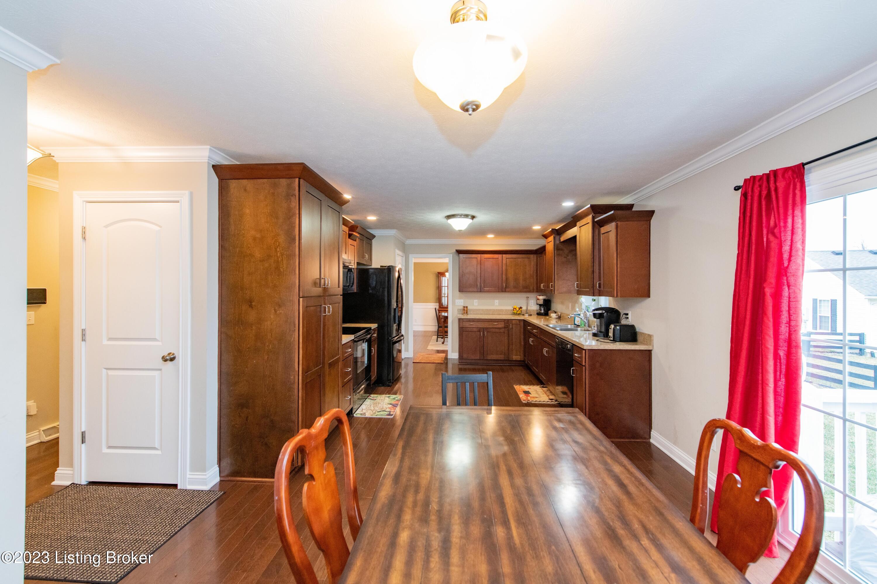 110 E Mandarin Ct Property Photo 27