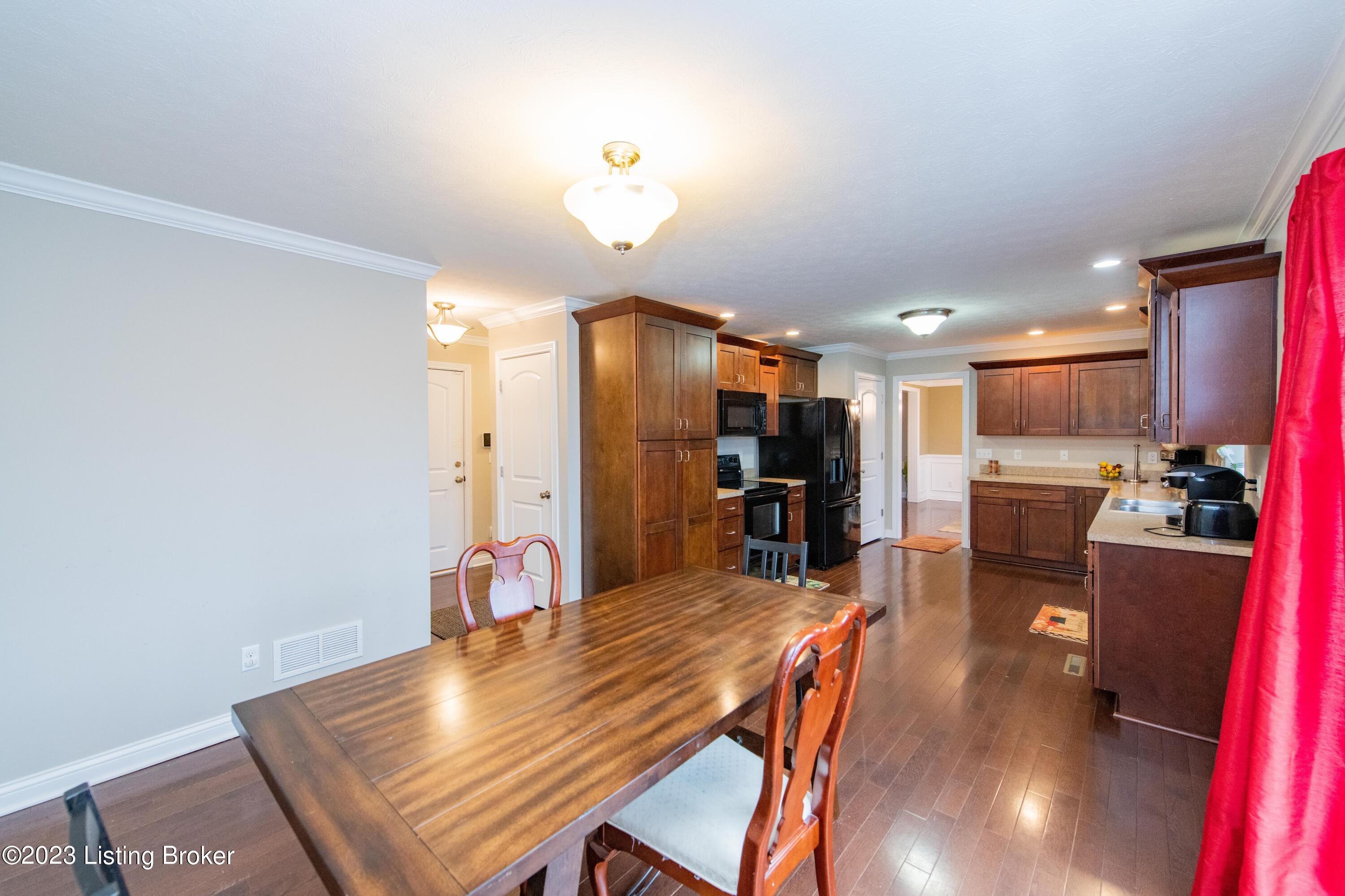 110 E Mandarin Ct Property Photo 28
