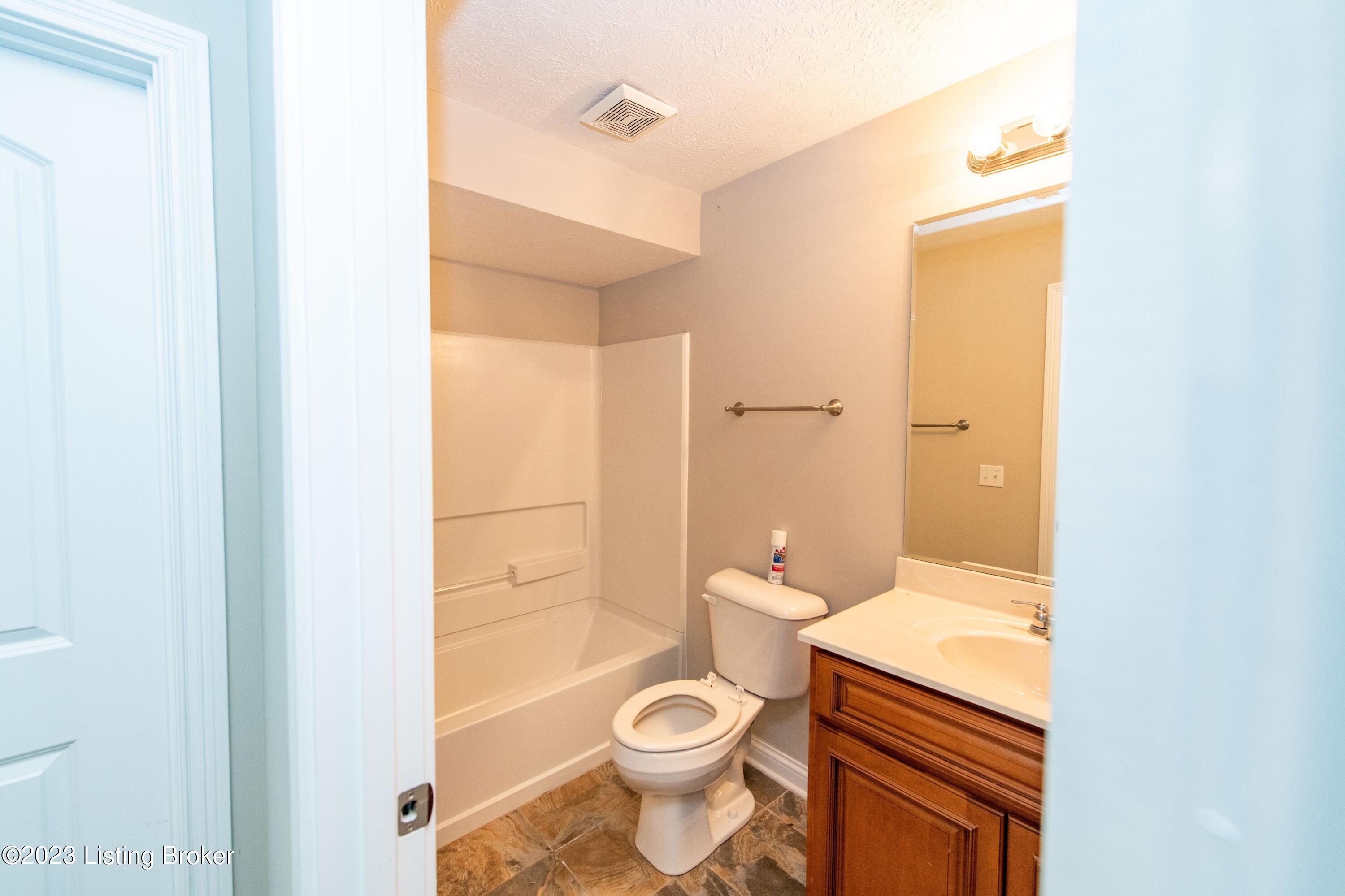 110 E Mandarin Ct Property Photo 33