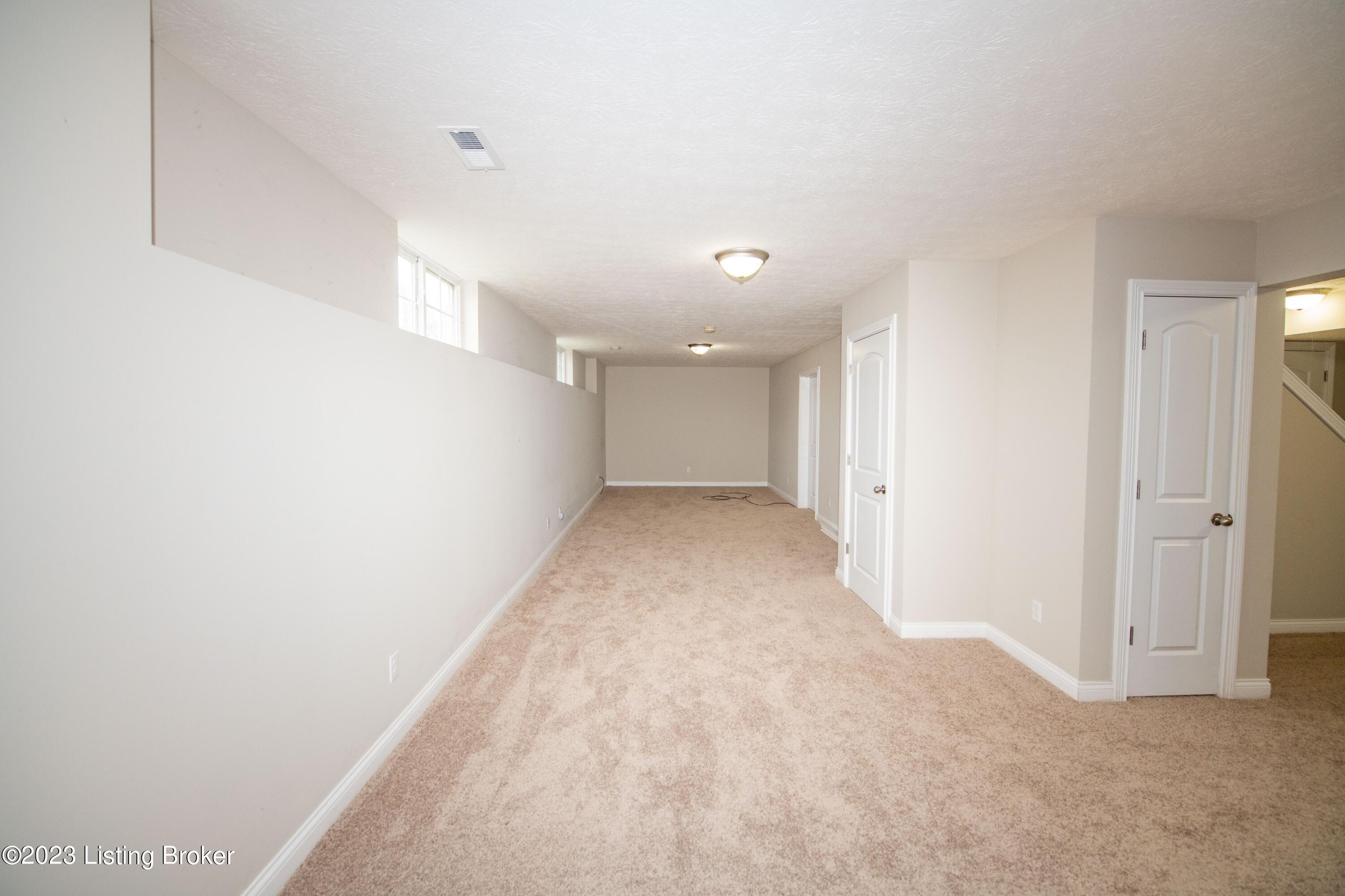 110 E Mandarin Ct Property Photo 35