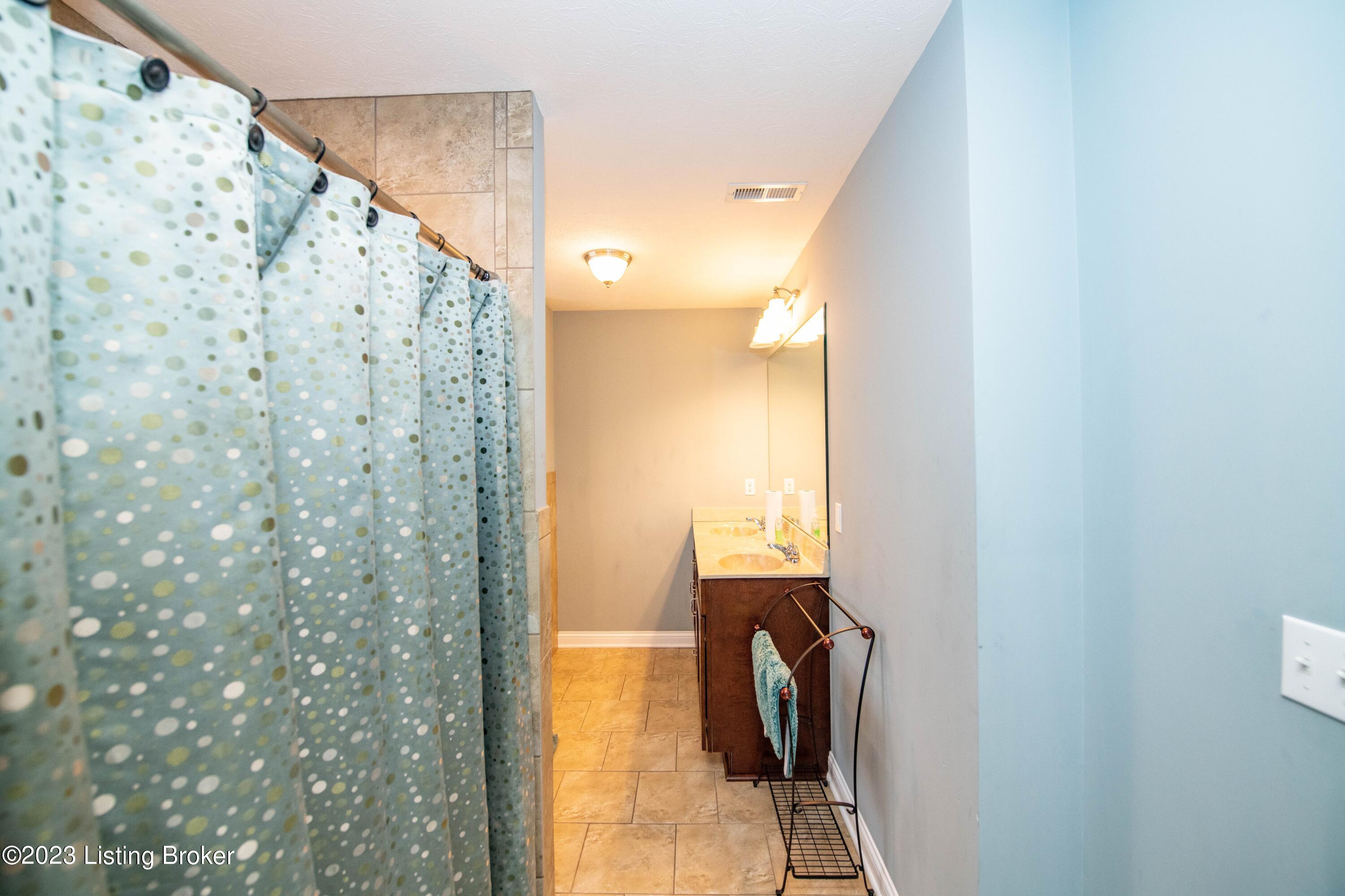 110 E Mandarin Ct Property Photo 46