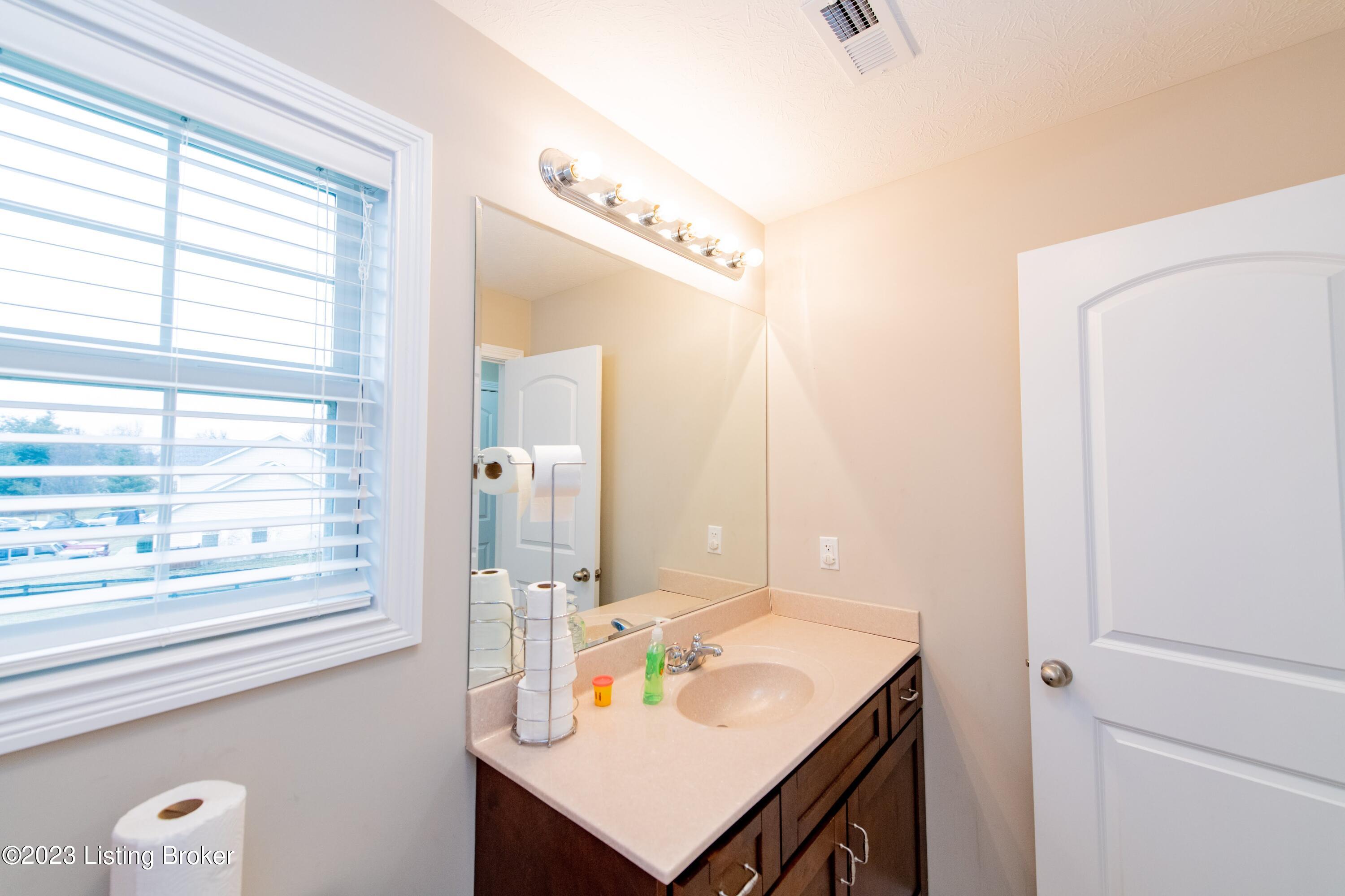 110 E Mandarin Ct Property Photo 57