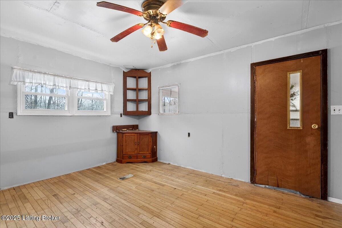 477 Masden Rd Property Photo 4