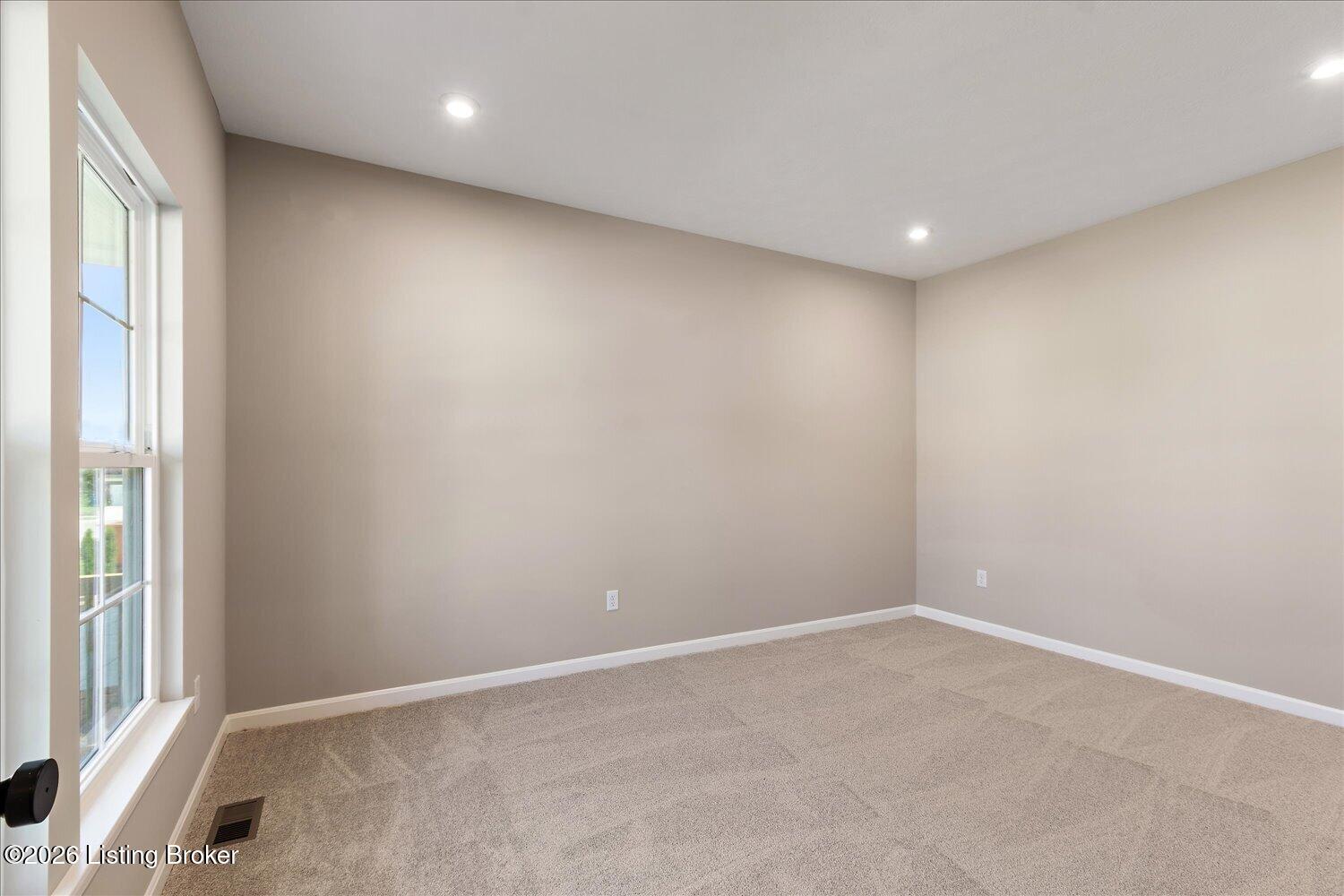 716 Learning Ridge Property Photo 12