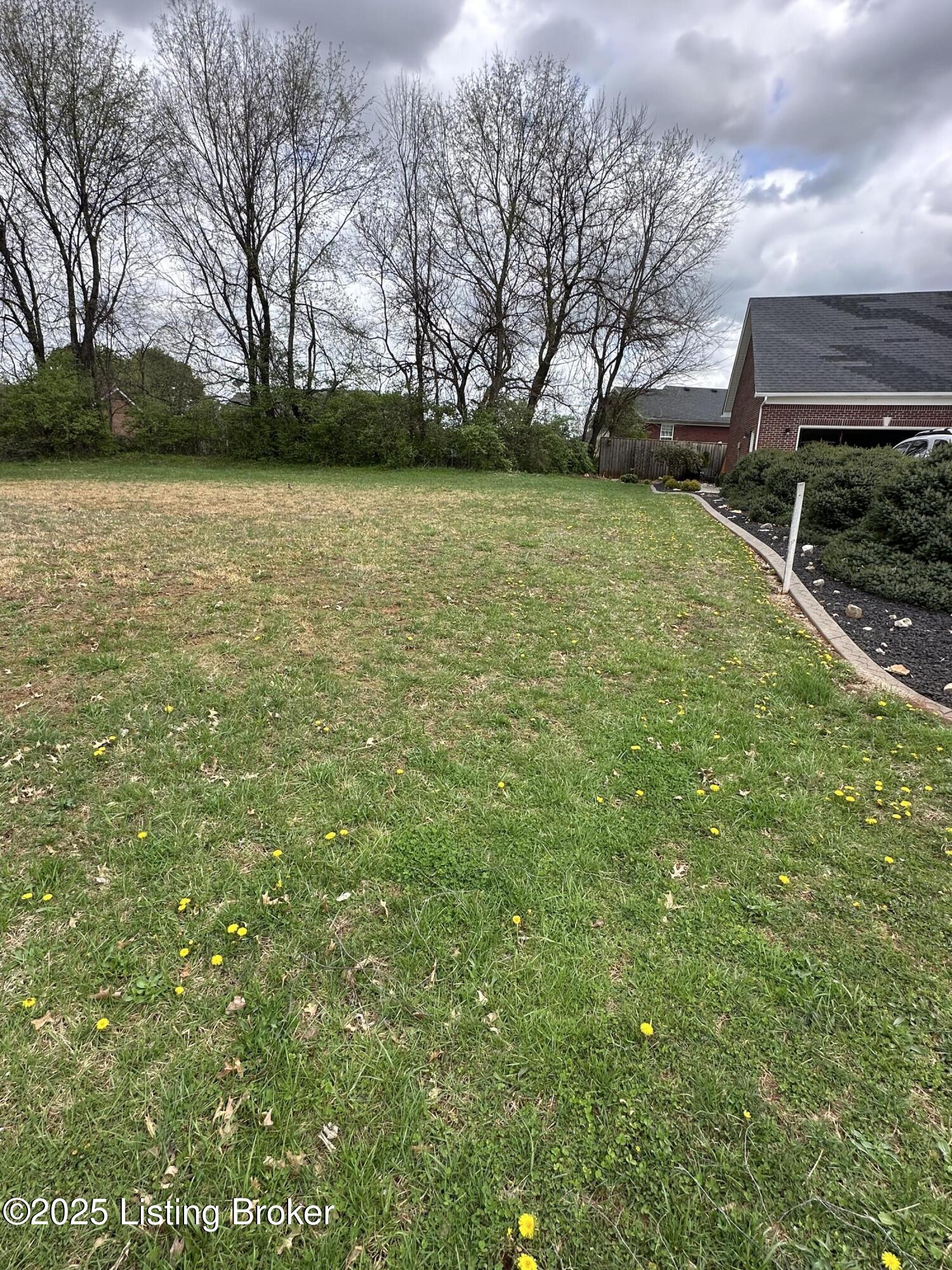 104 Mckenna Way Property Photo 2