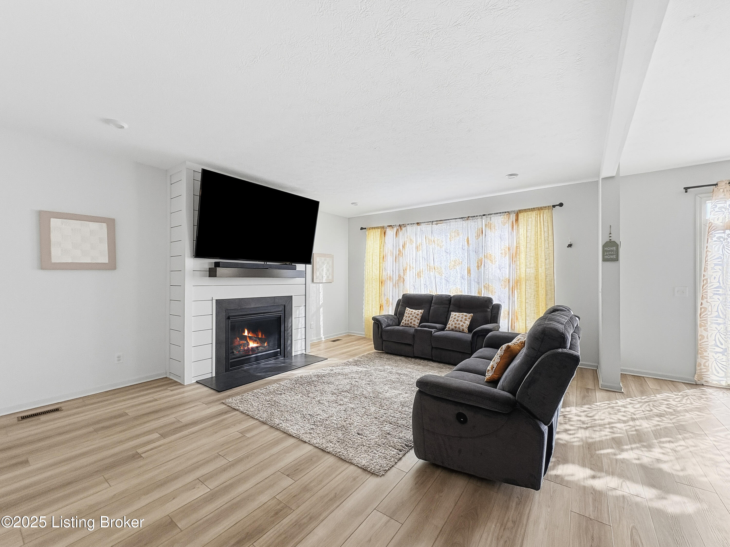 156 Goldeneye Ct Property Photo 10