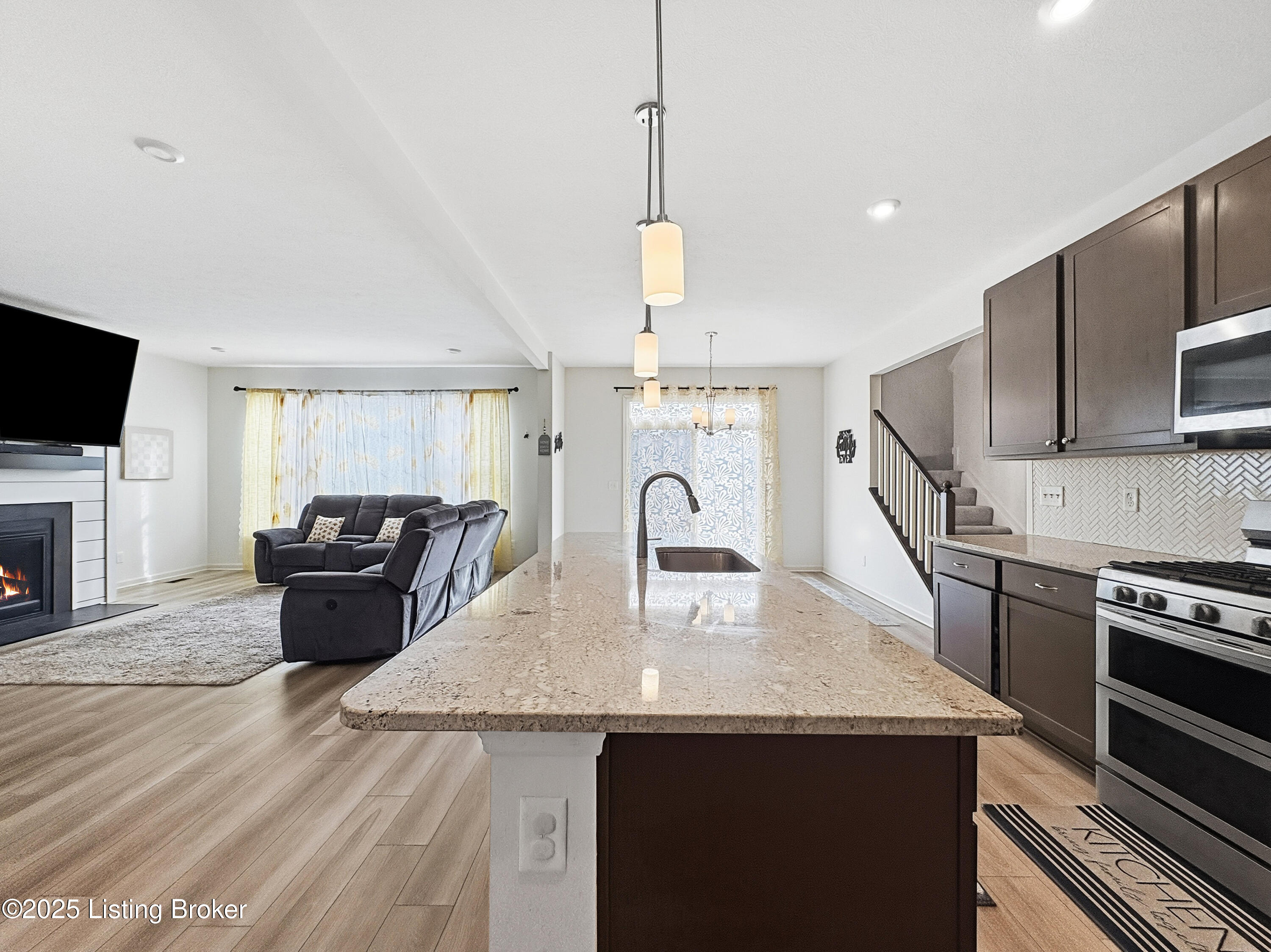156 Goldeneye Ct Property Photo 17