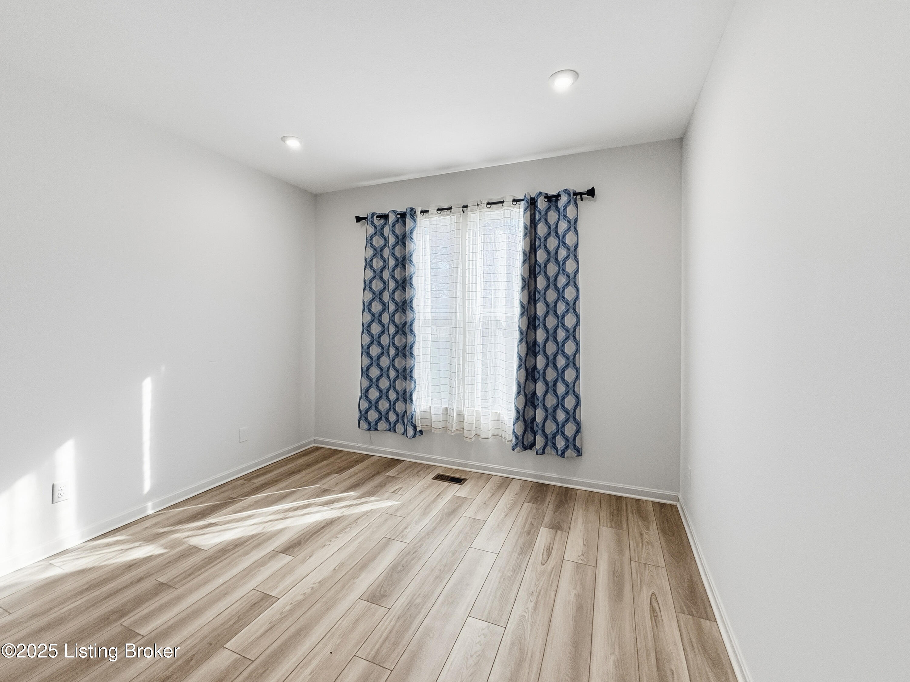 156 Goldeneye Ct Property Photo 21