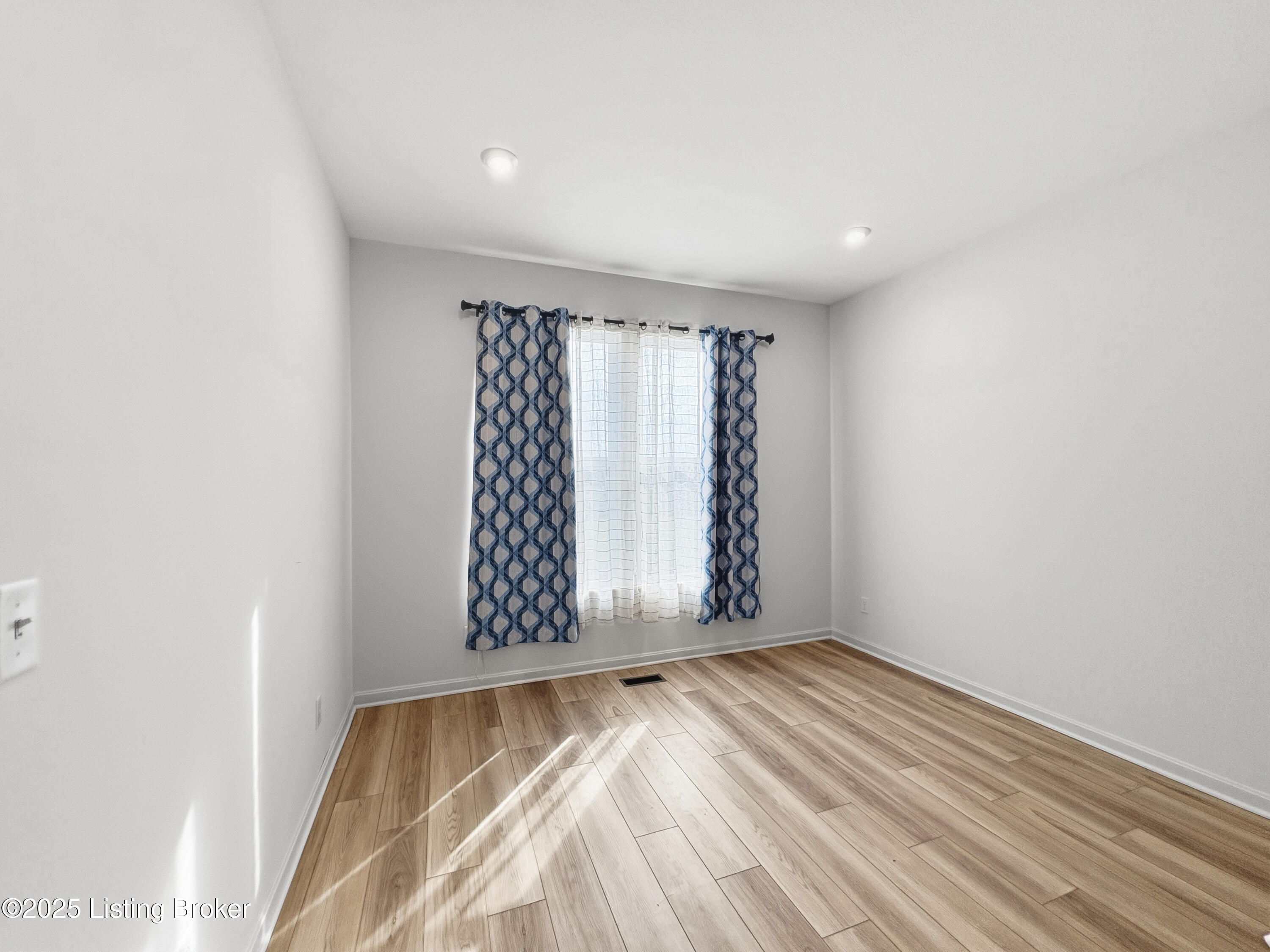 156 Goldeneye Ct Property Photo 23