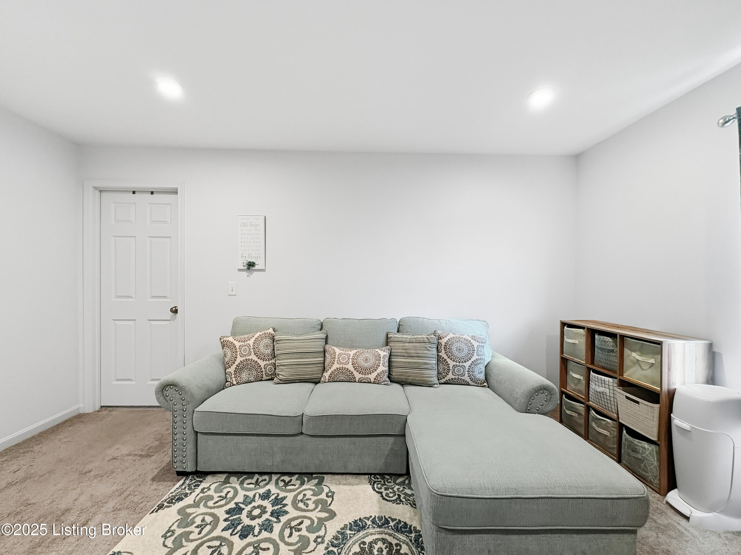 156 Goldeneye Ct Property Photo 27