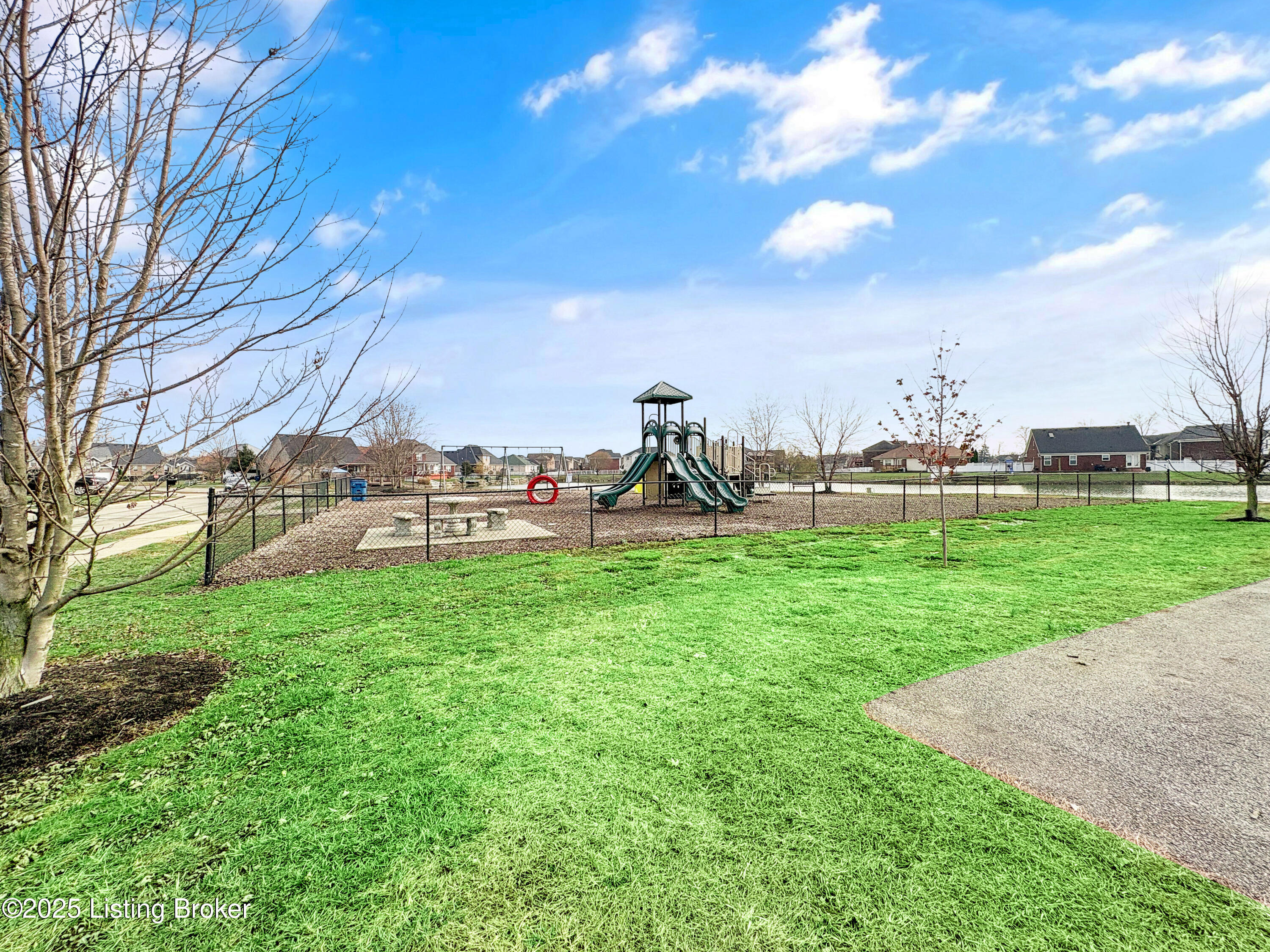 156 Goldeneye Ct Property Photo 60