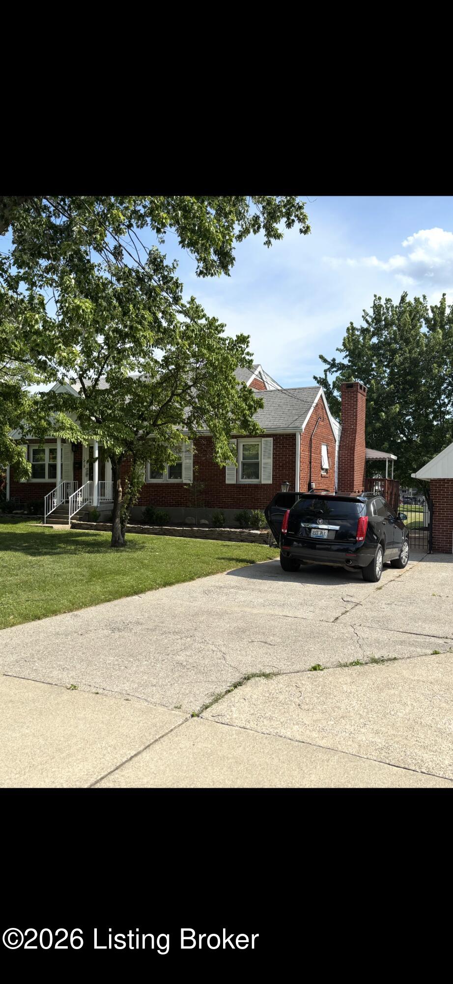 1818 Lewiston Dr Property Photo 1