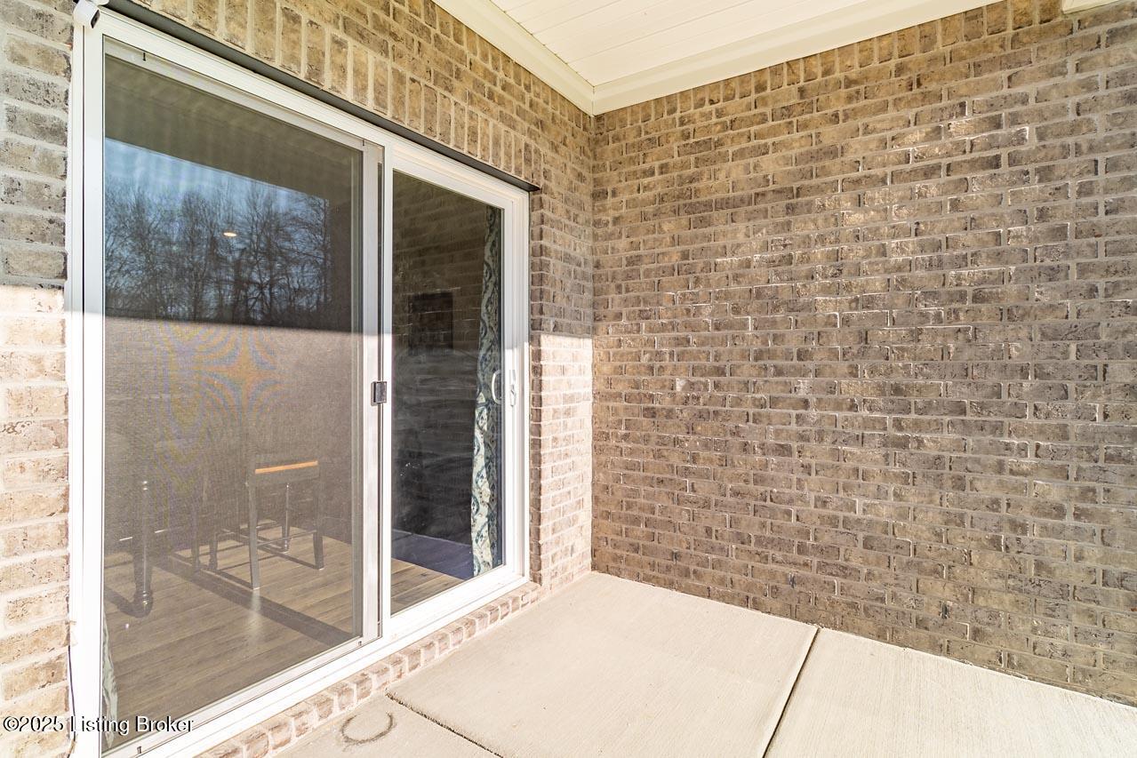 5804 Kellie Woods Dr Property Photo 37