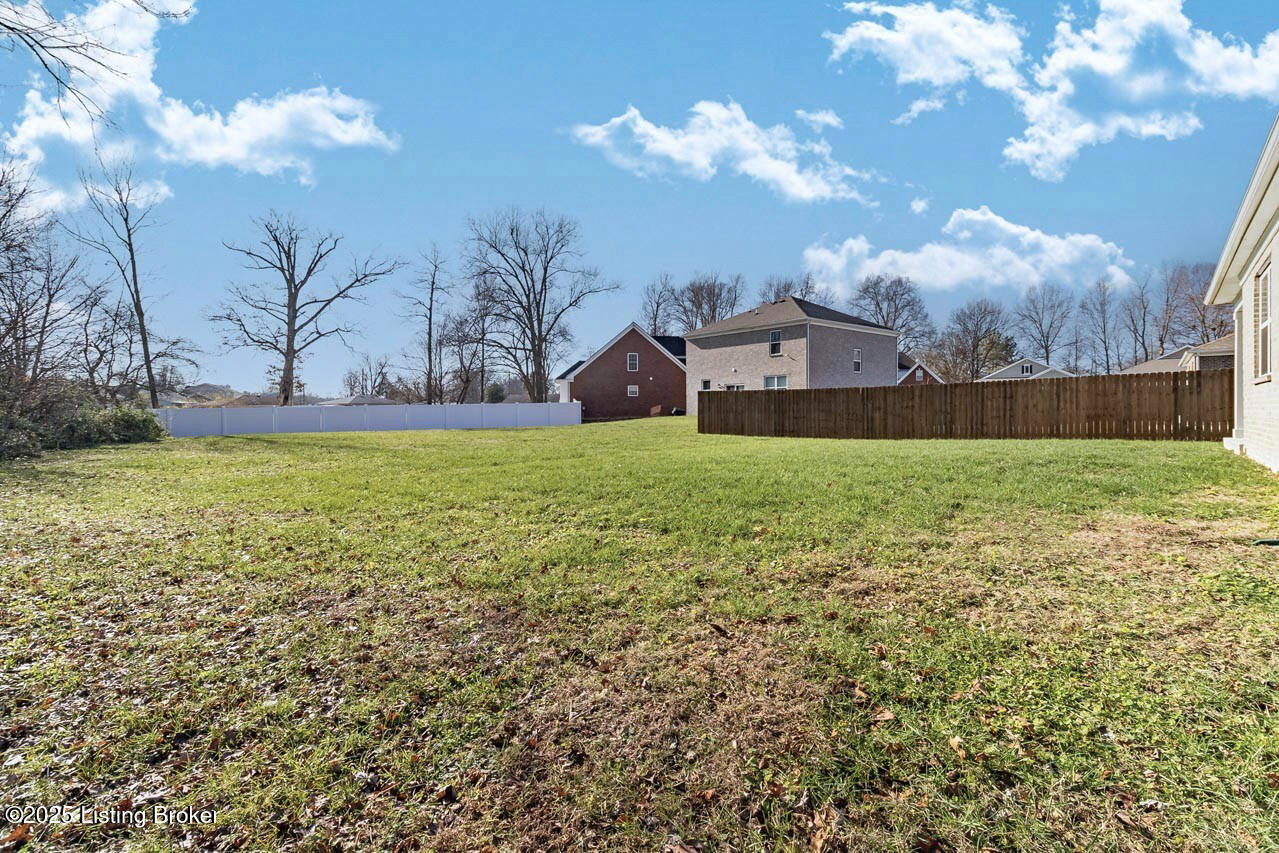 5804 Kellie Woods Dr Property Photo 42