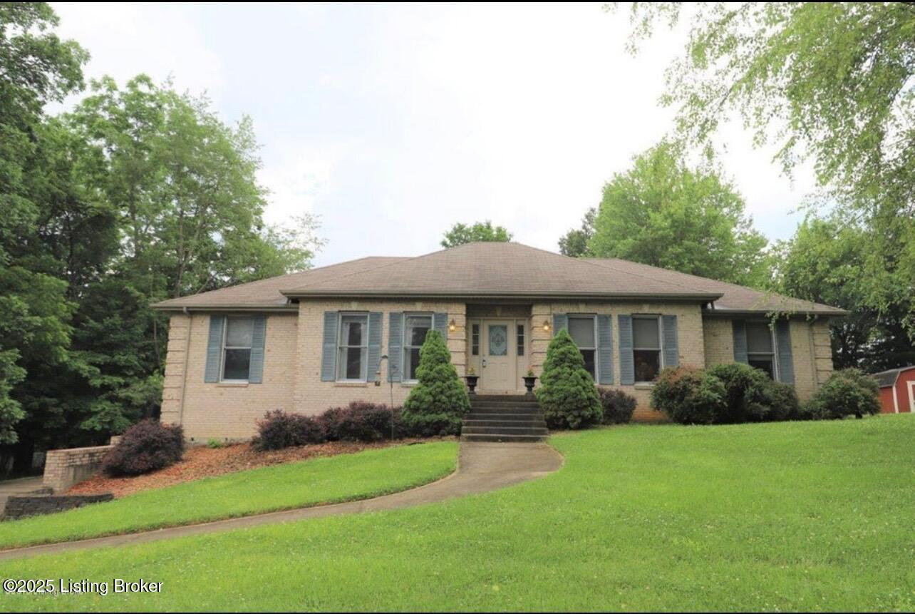 238 Pinnacle Dr Property Photo 1