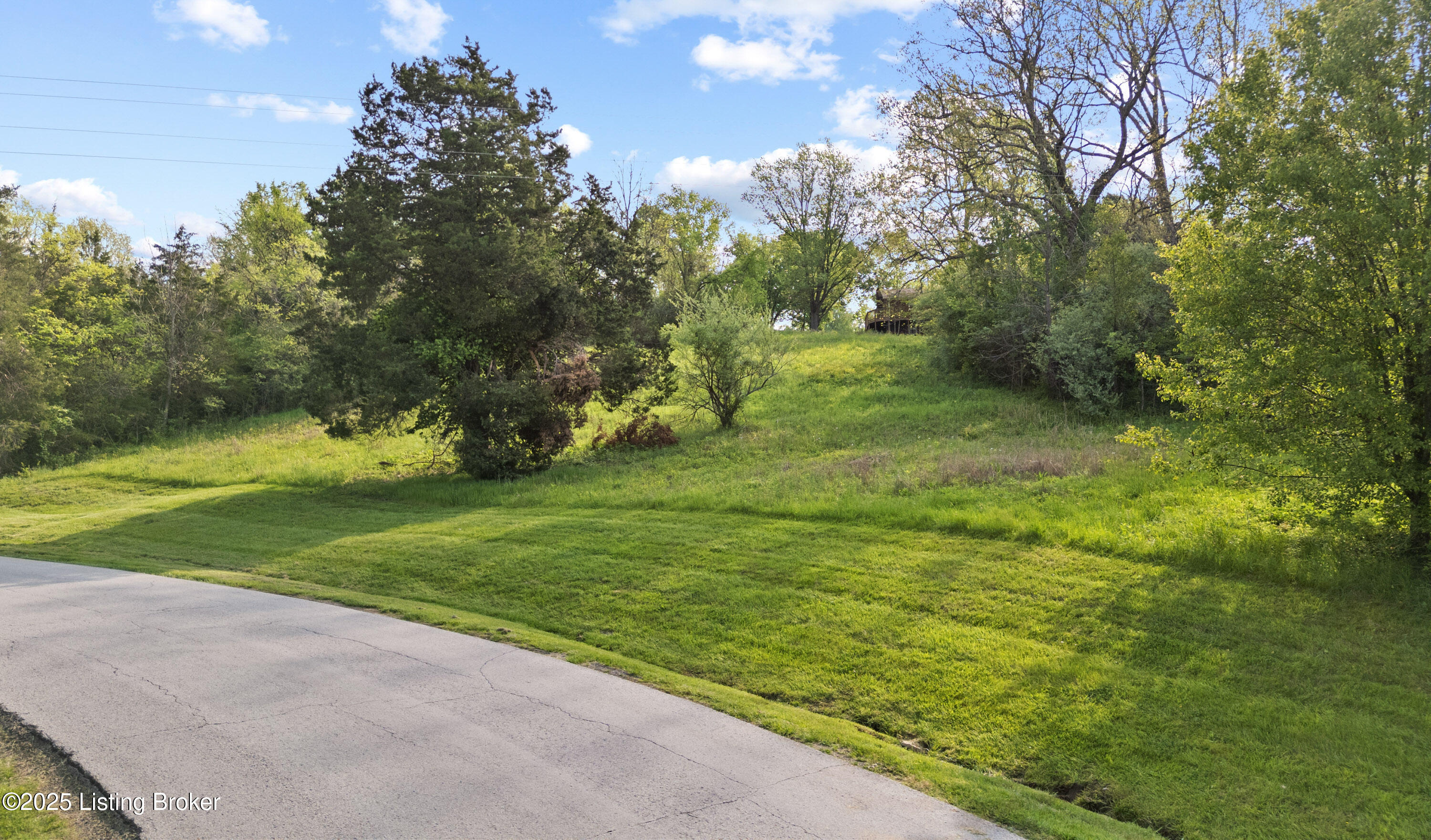 380 S 31 E Loop Property Photo 3