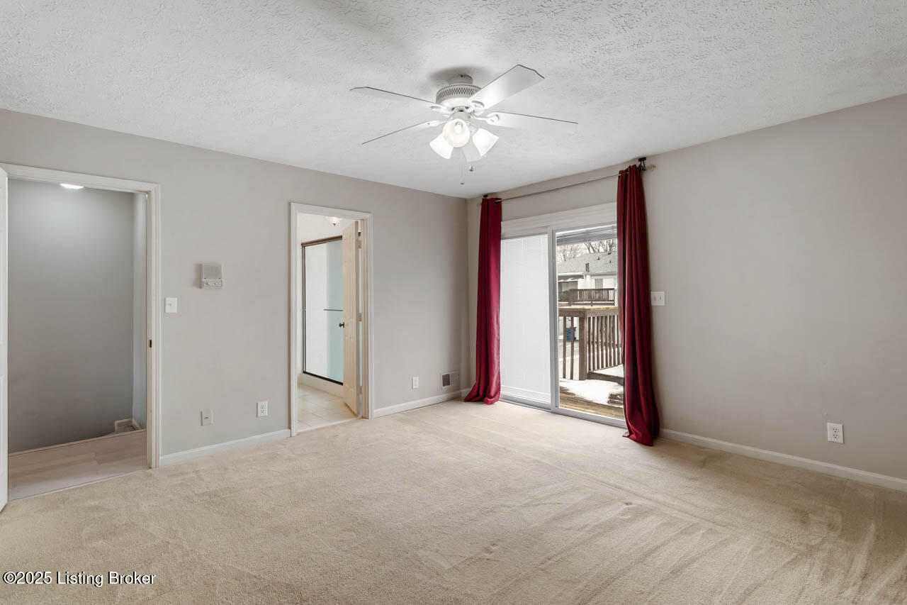 109 Shelby Pointe Dr Property Photo 21