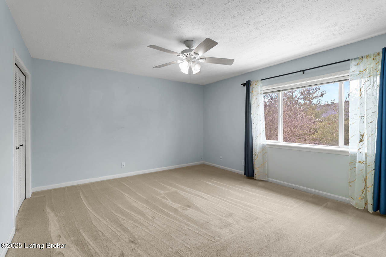 109 Shelby Pointe Dr Property Photo 26