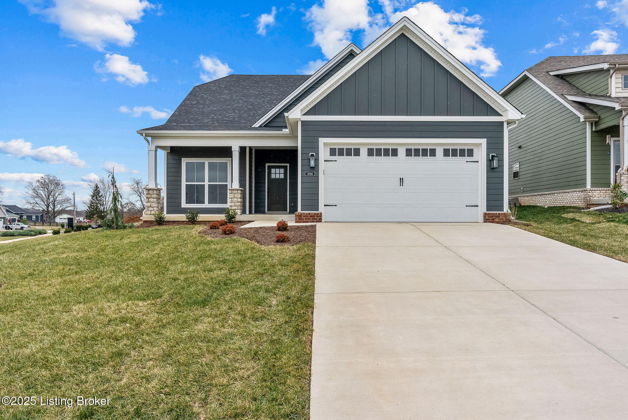 3700 Scarlet Oak Ln Property Photo 1