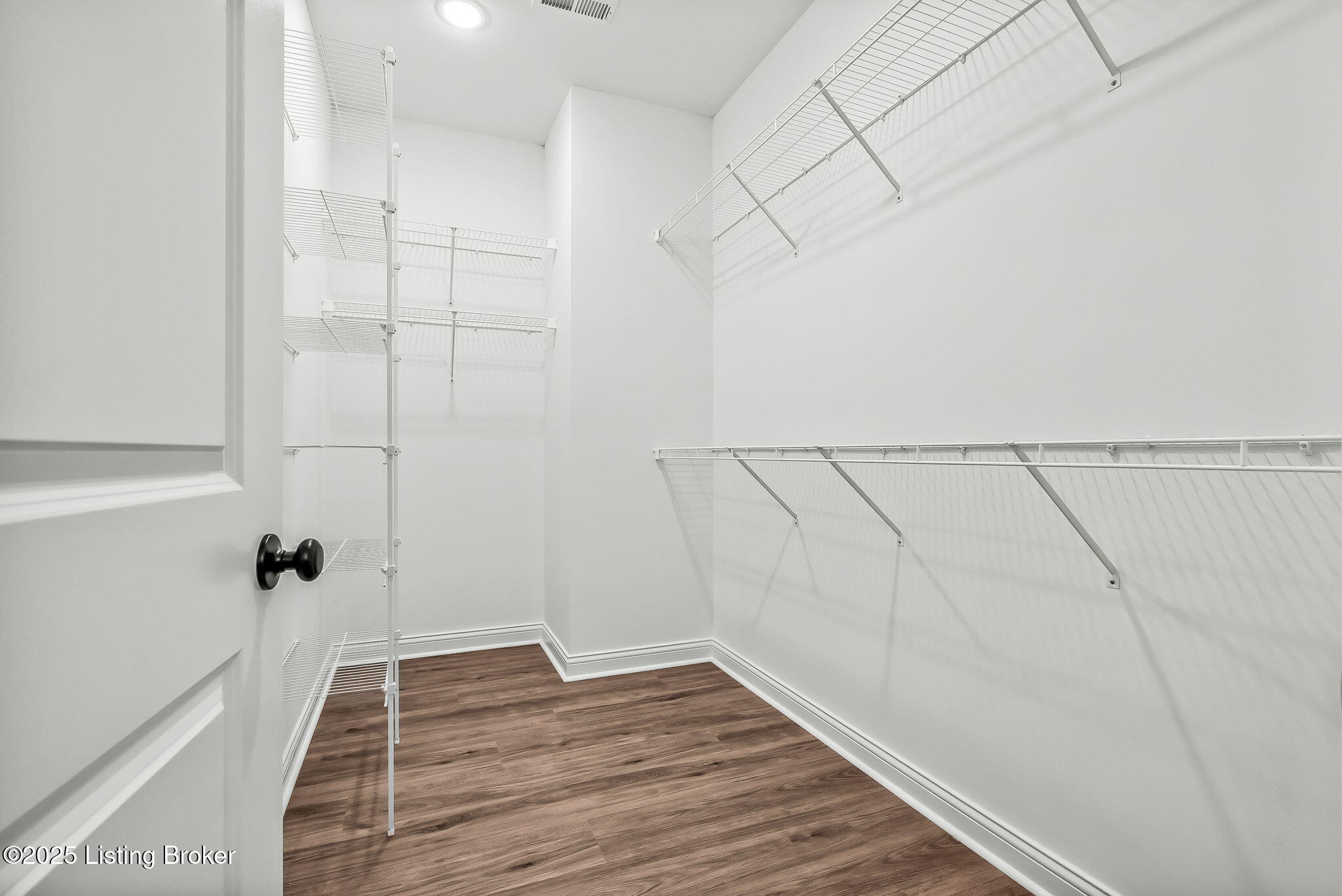 3700 Scarlet Oak Ln Property Photo 19