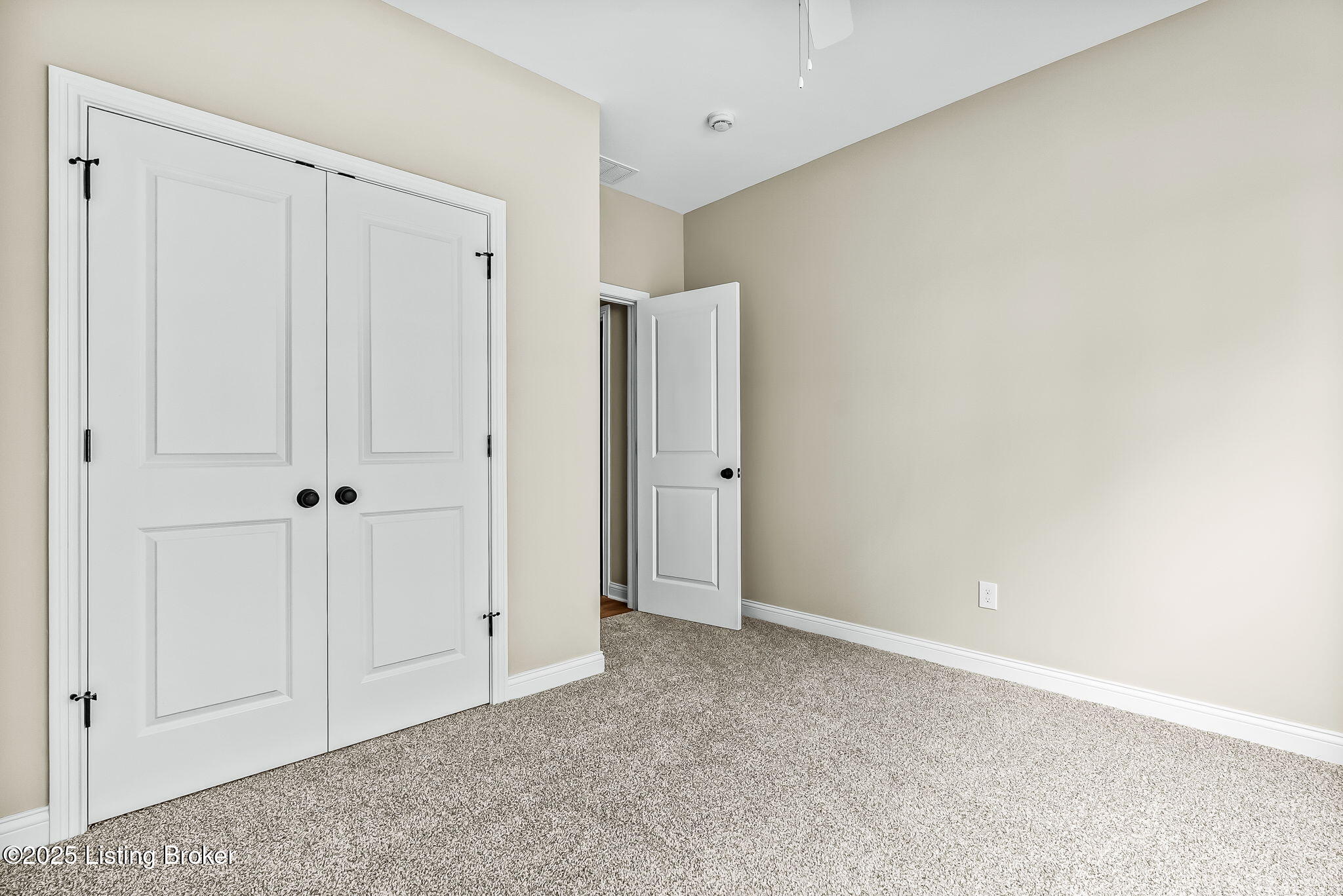 3700 Scarlet Oak Ln Property Photo 21