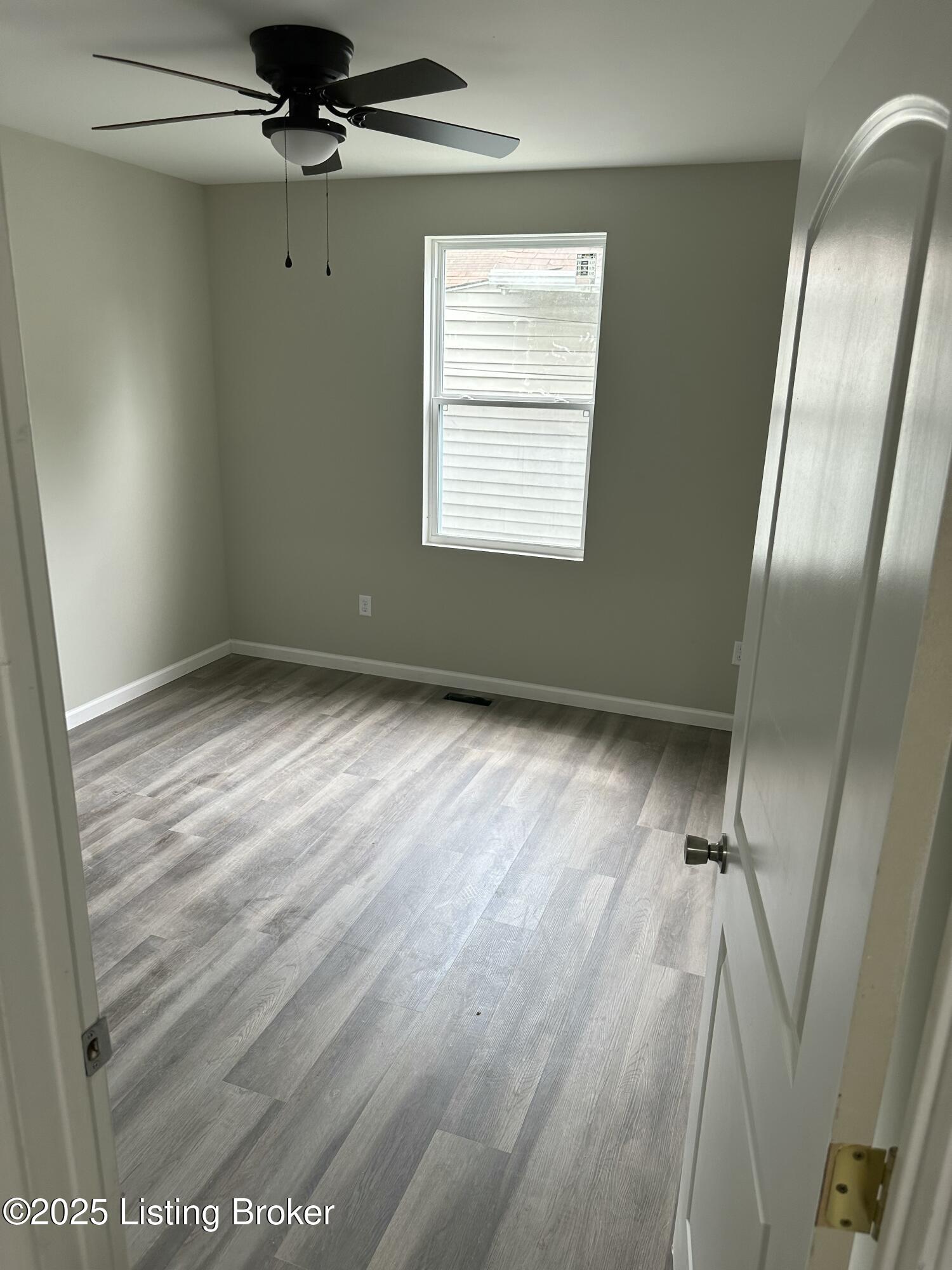 702 M St Property Photo 5