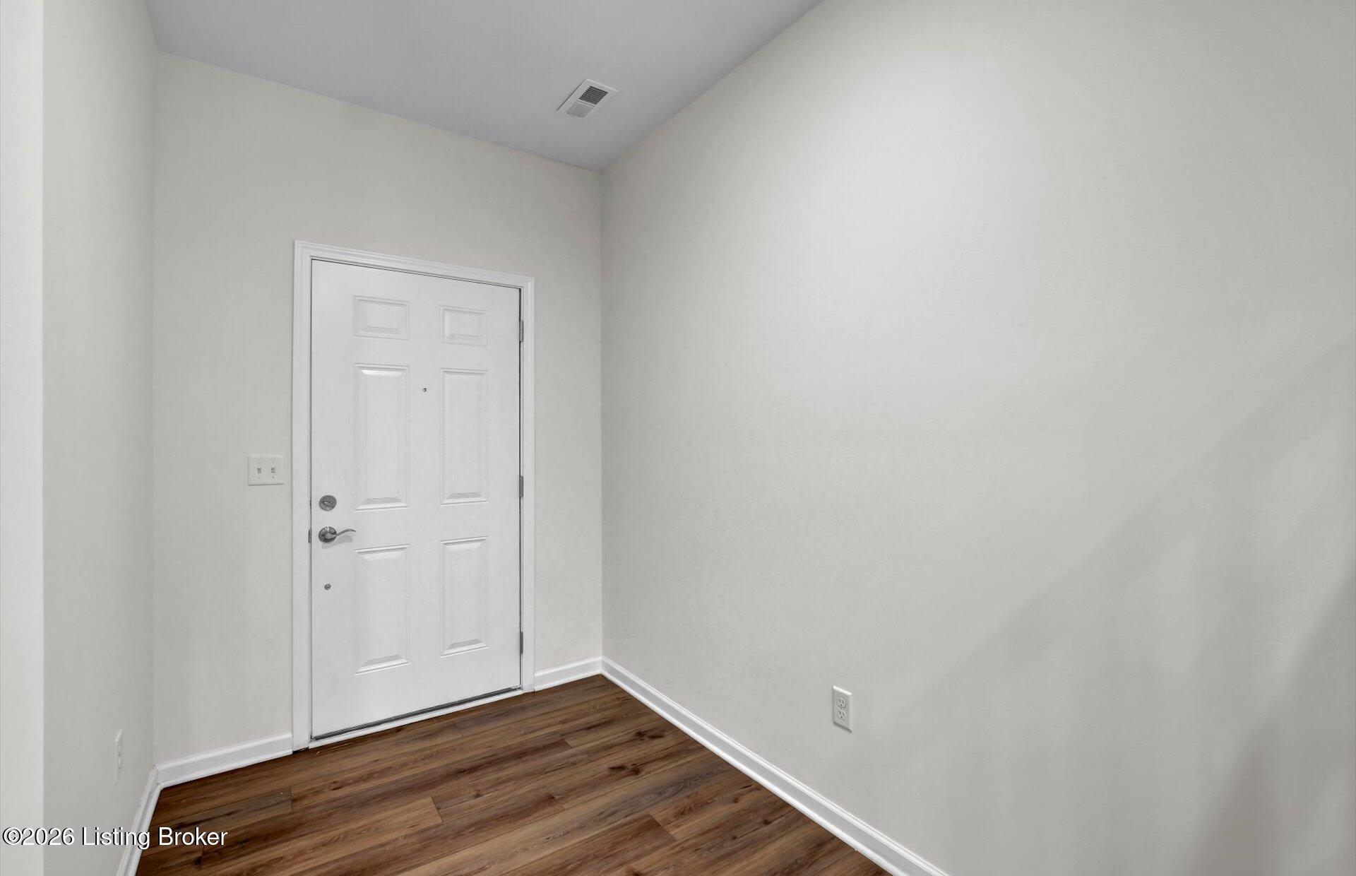 8509 Lysander Dr Property Photo 4