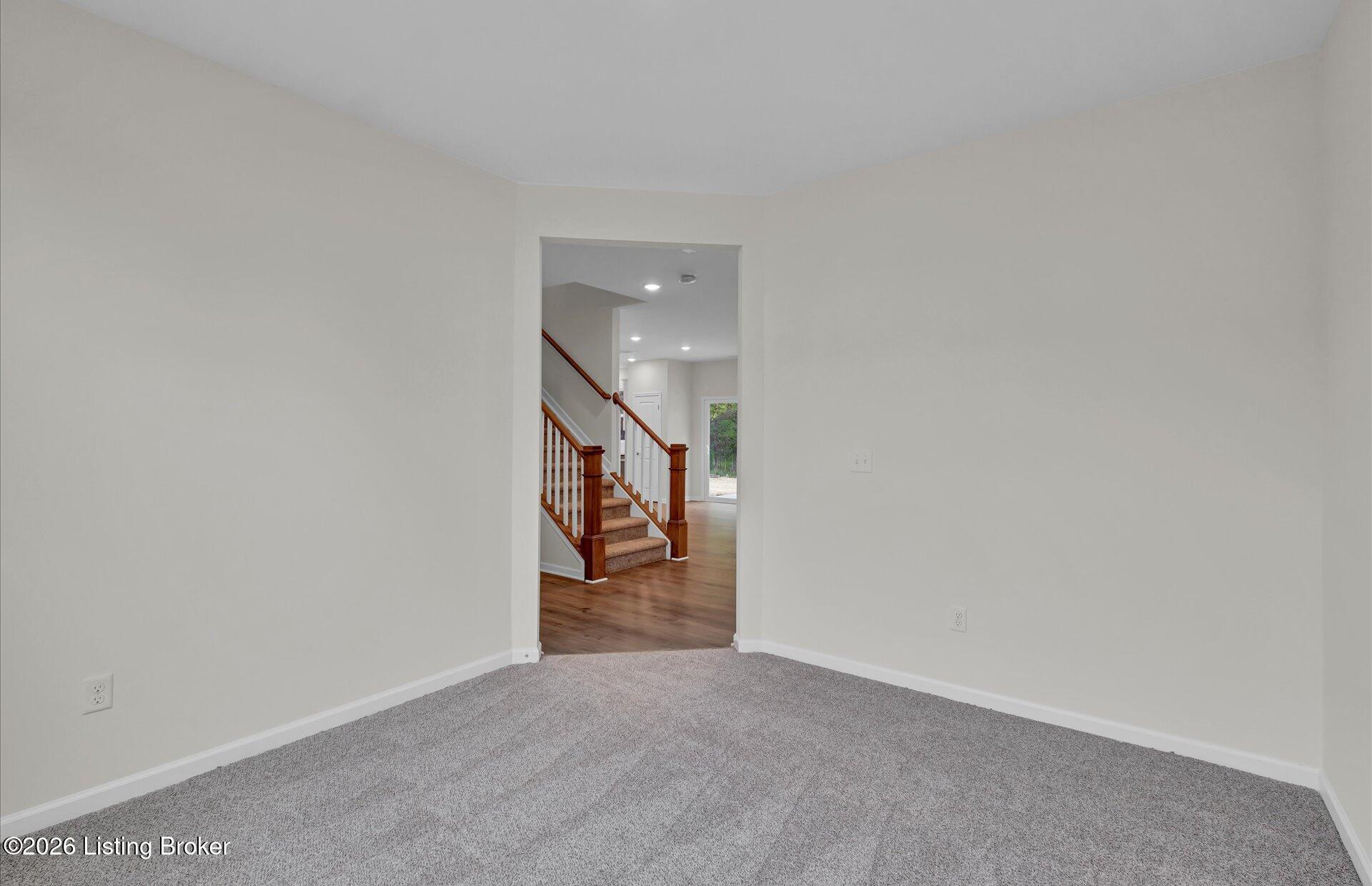 8509 Lysander Dr Property Photo 6