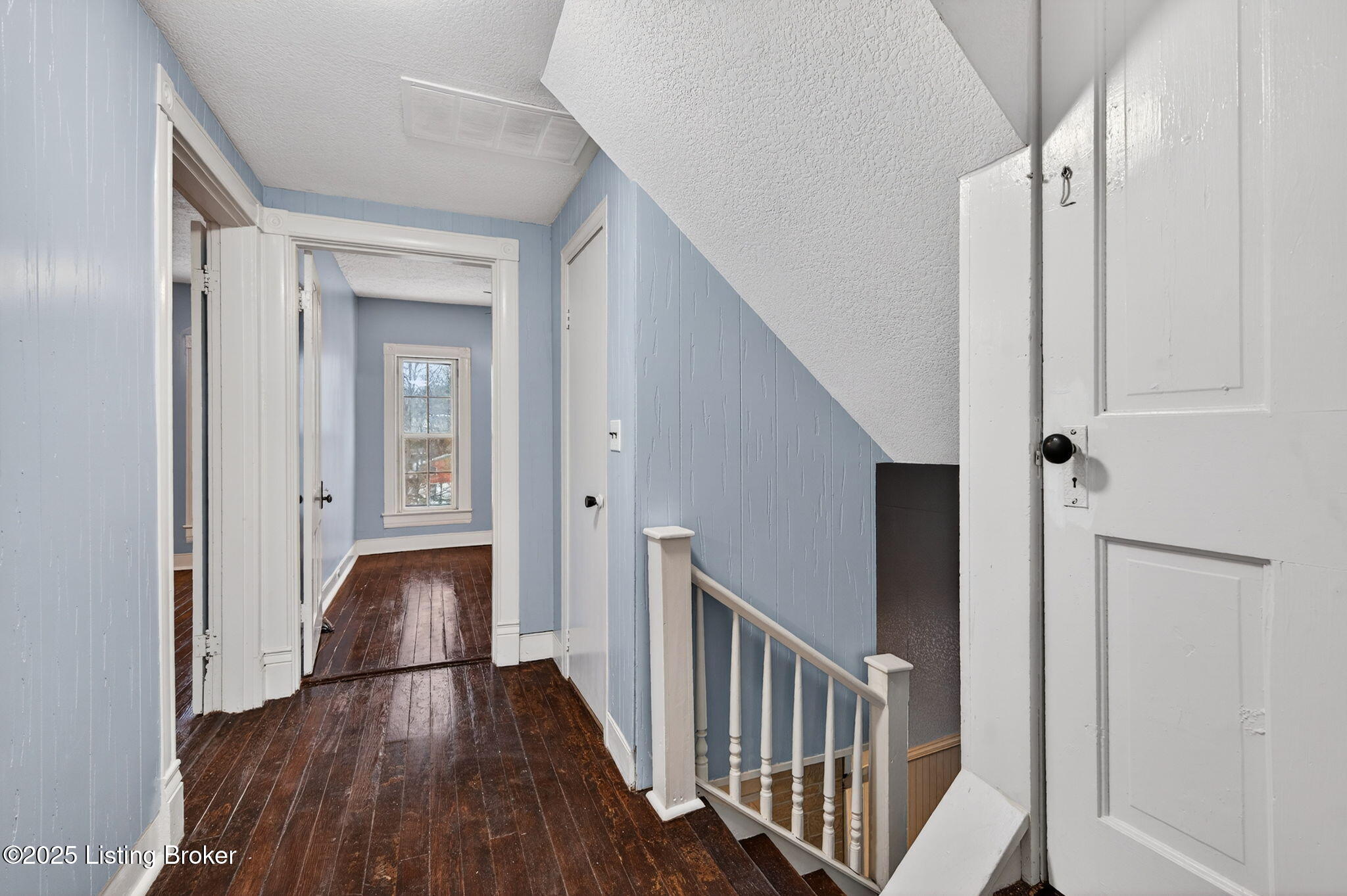 148 Coral Ct Property Photo 23