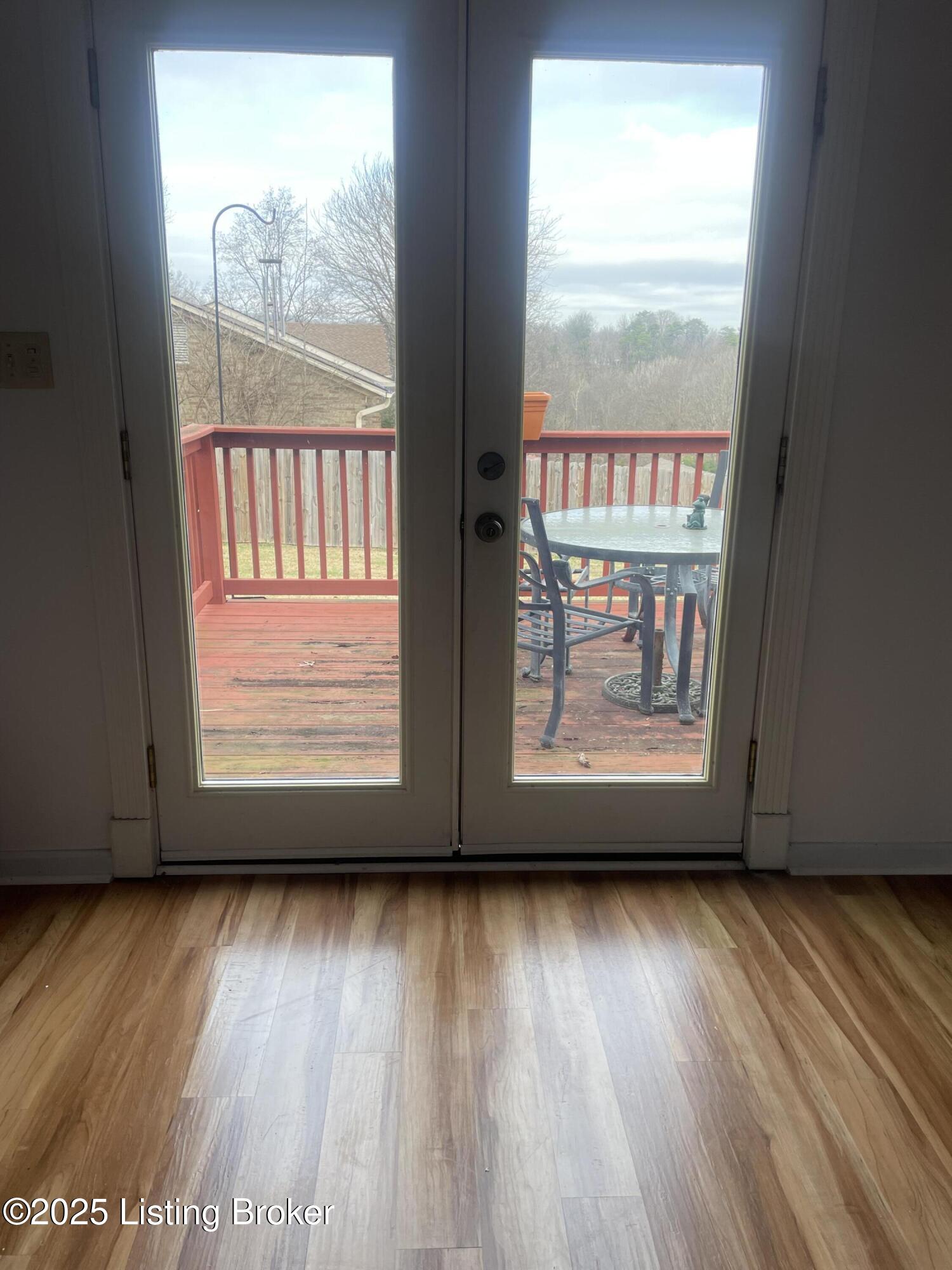 2618 Windsor Forest Dr Property Photo 6