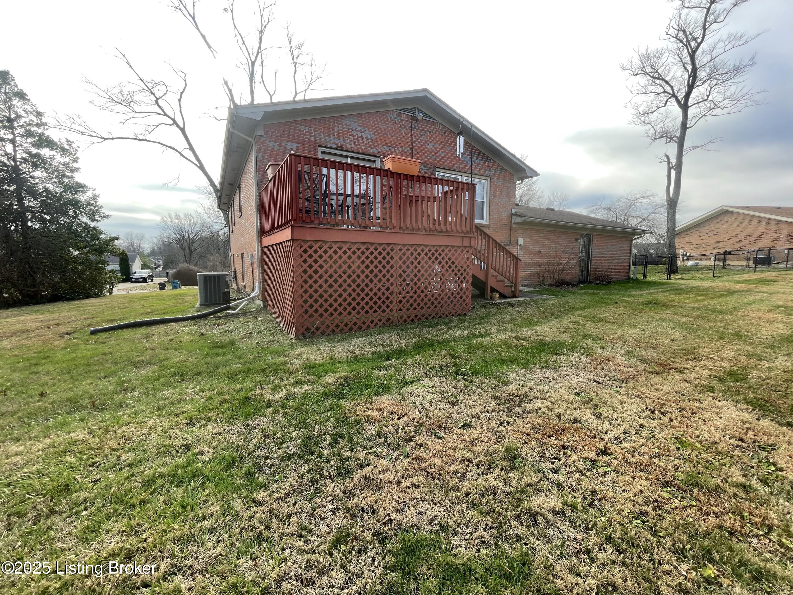 2618 Windsor Forest Dr Property Photo 7