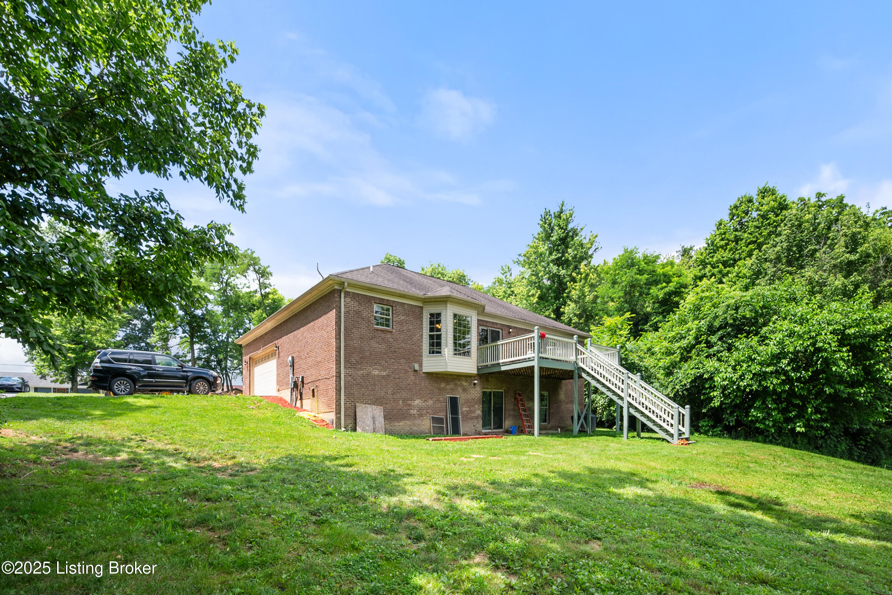 1126 Lagrange Rd Property Photo 6