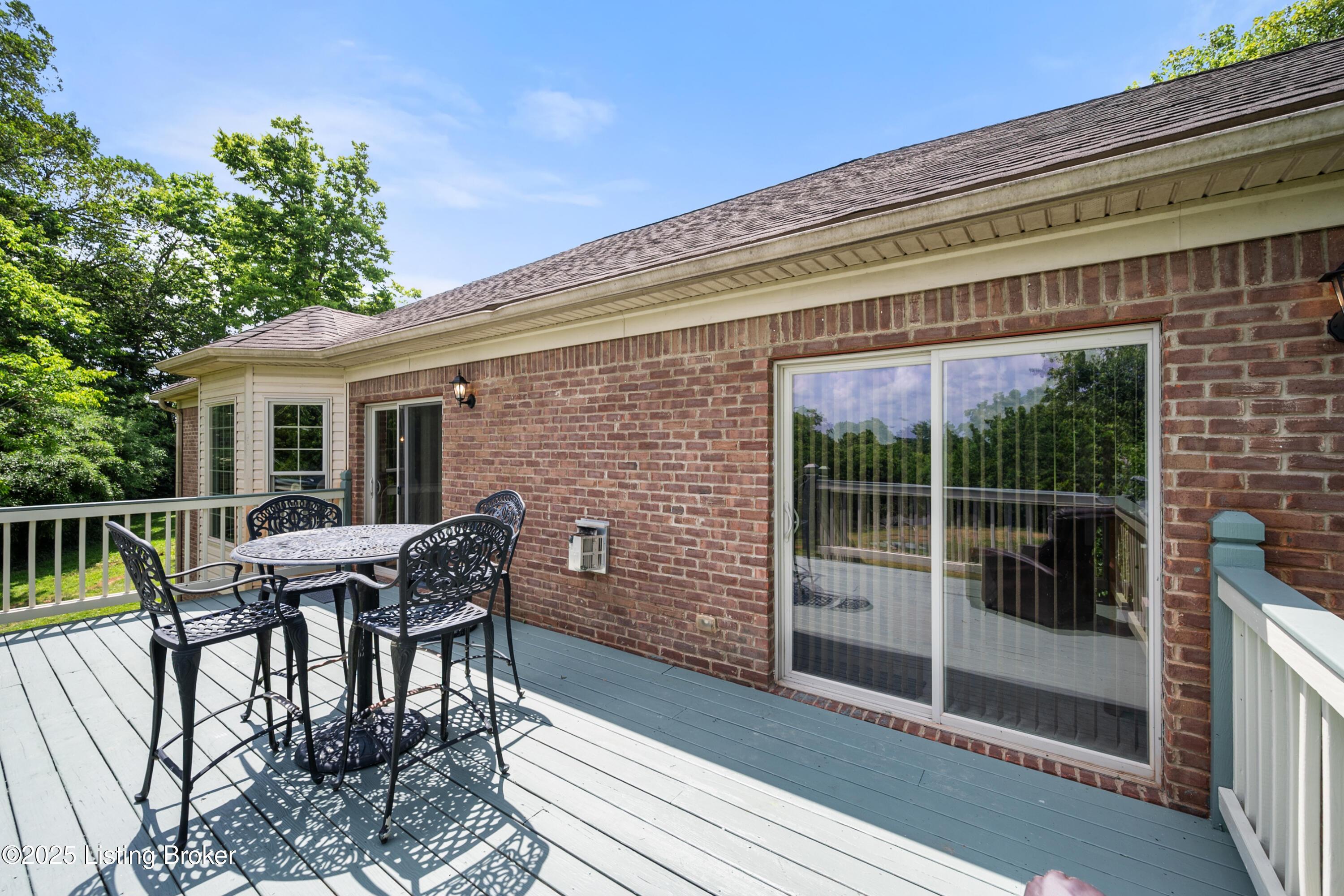 1126 Lagrange Rd Property Photo 12