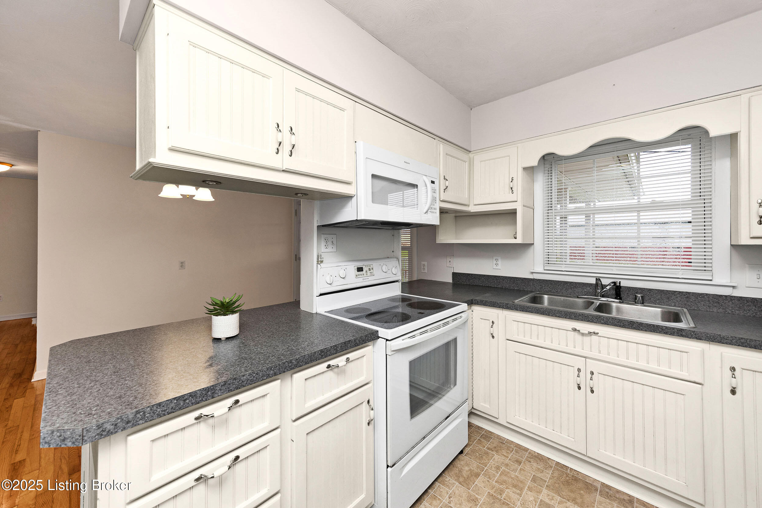 7585 Sonora Rd Property Photo 10