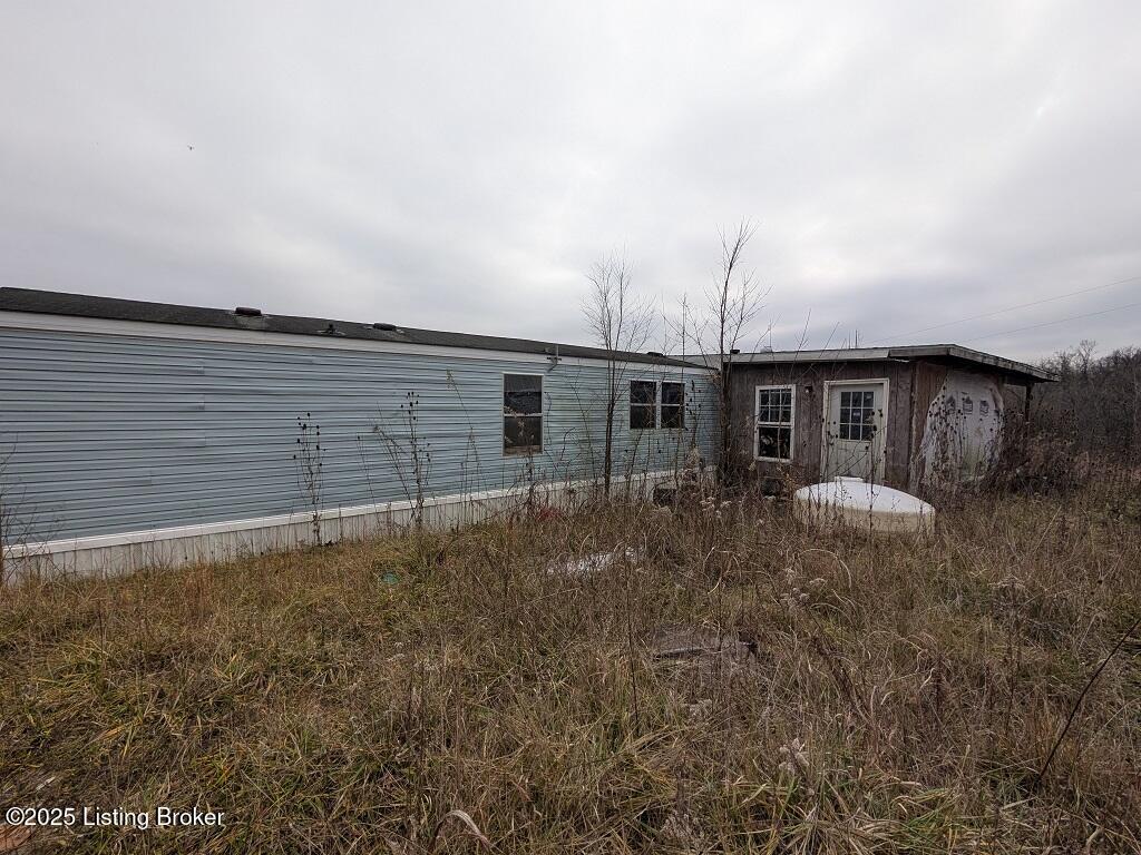 5595 State Road 56 Property Photo 6
