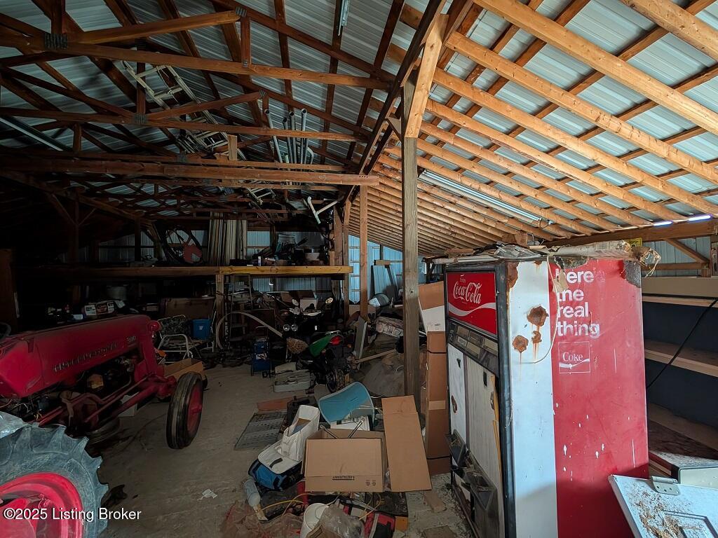 5595 State Road 56 Property Photo 22