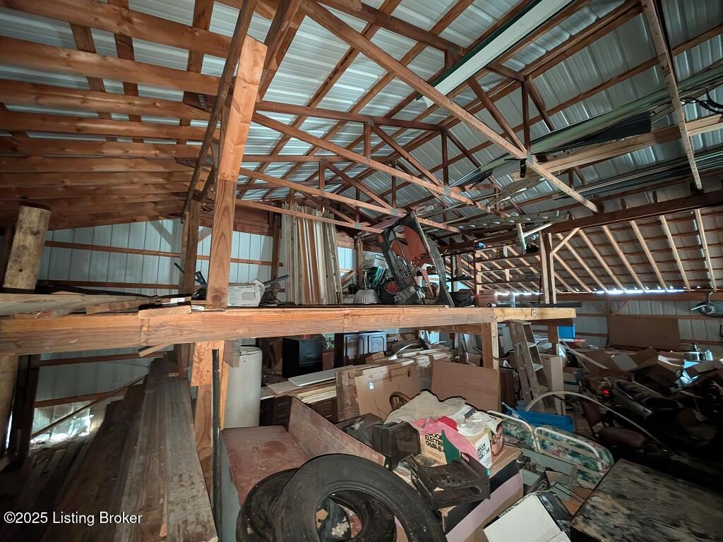 5595 State Road 56 Property Photo 26