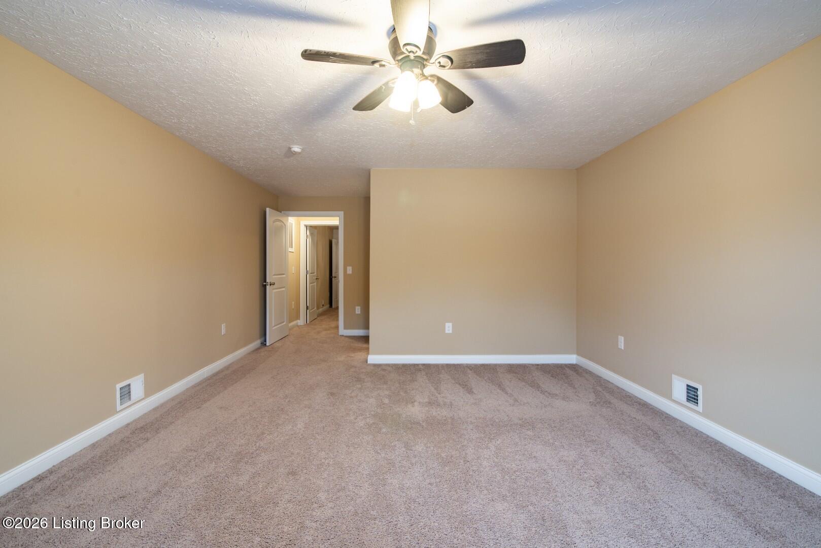1096 Eastview Rd Property Photo 58