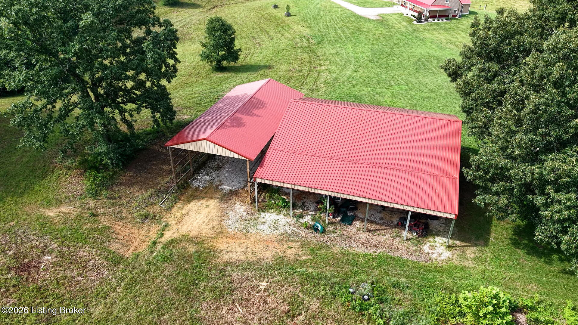 1096 Eastview Rd Property Photo 69