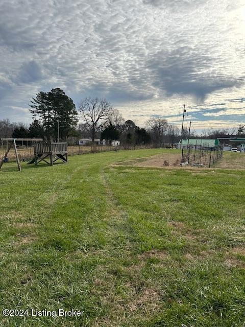 554 N Main St Property Photo 11