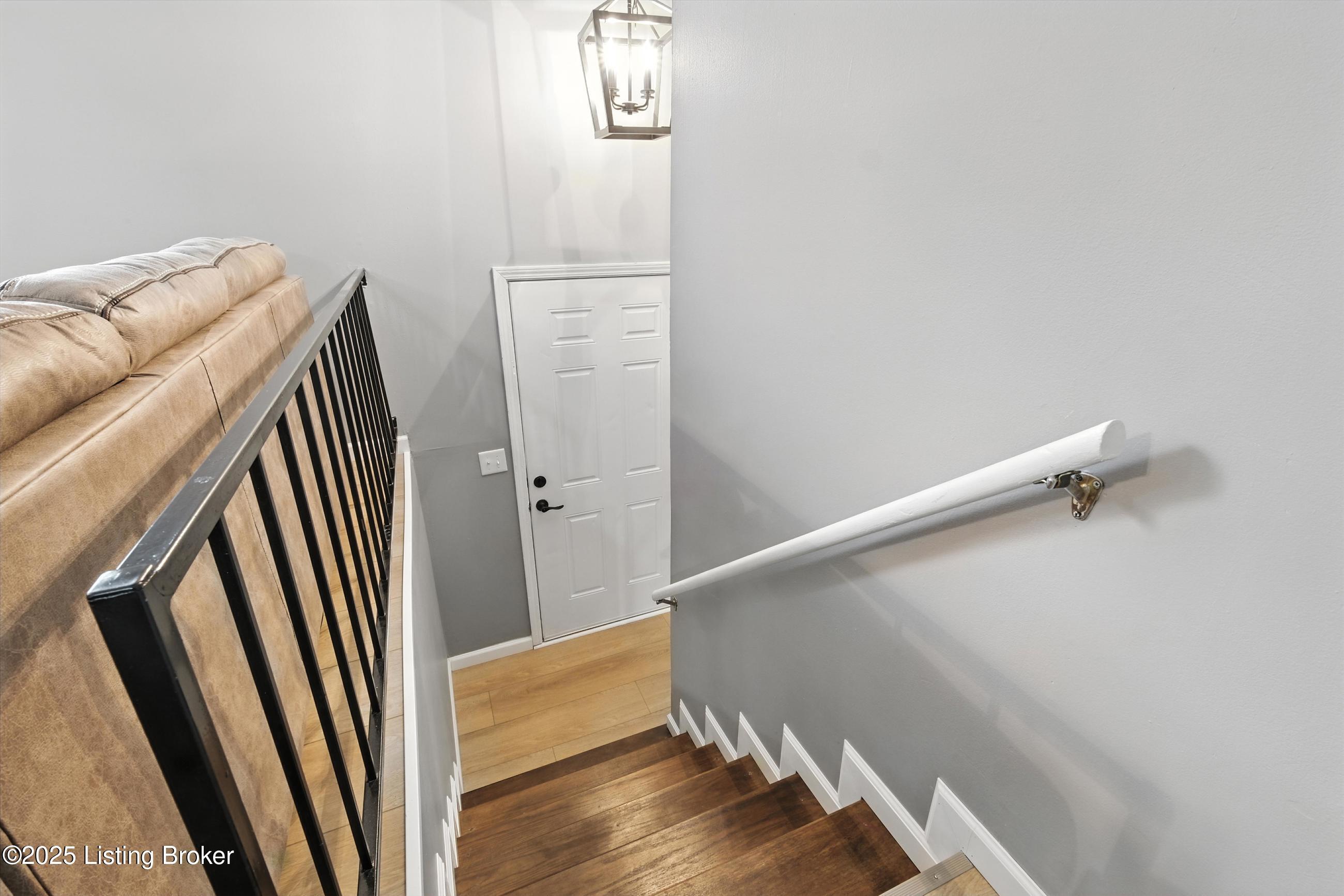 416 Franklin Ave Property Photo 3
