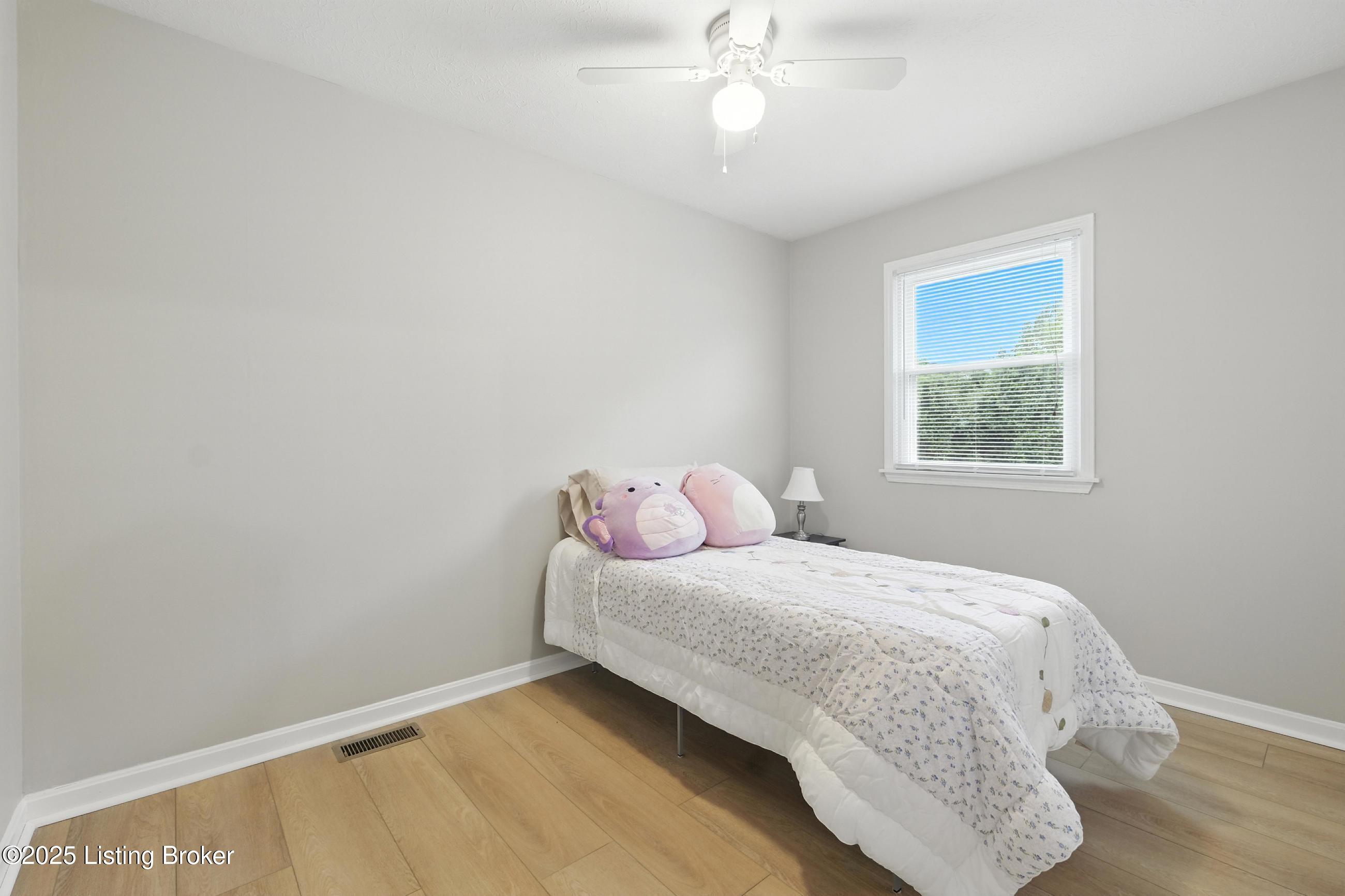 416 Franklin Ave Property Photo 11