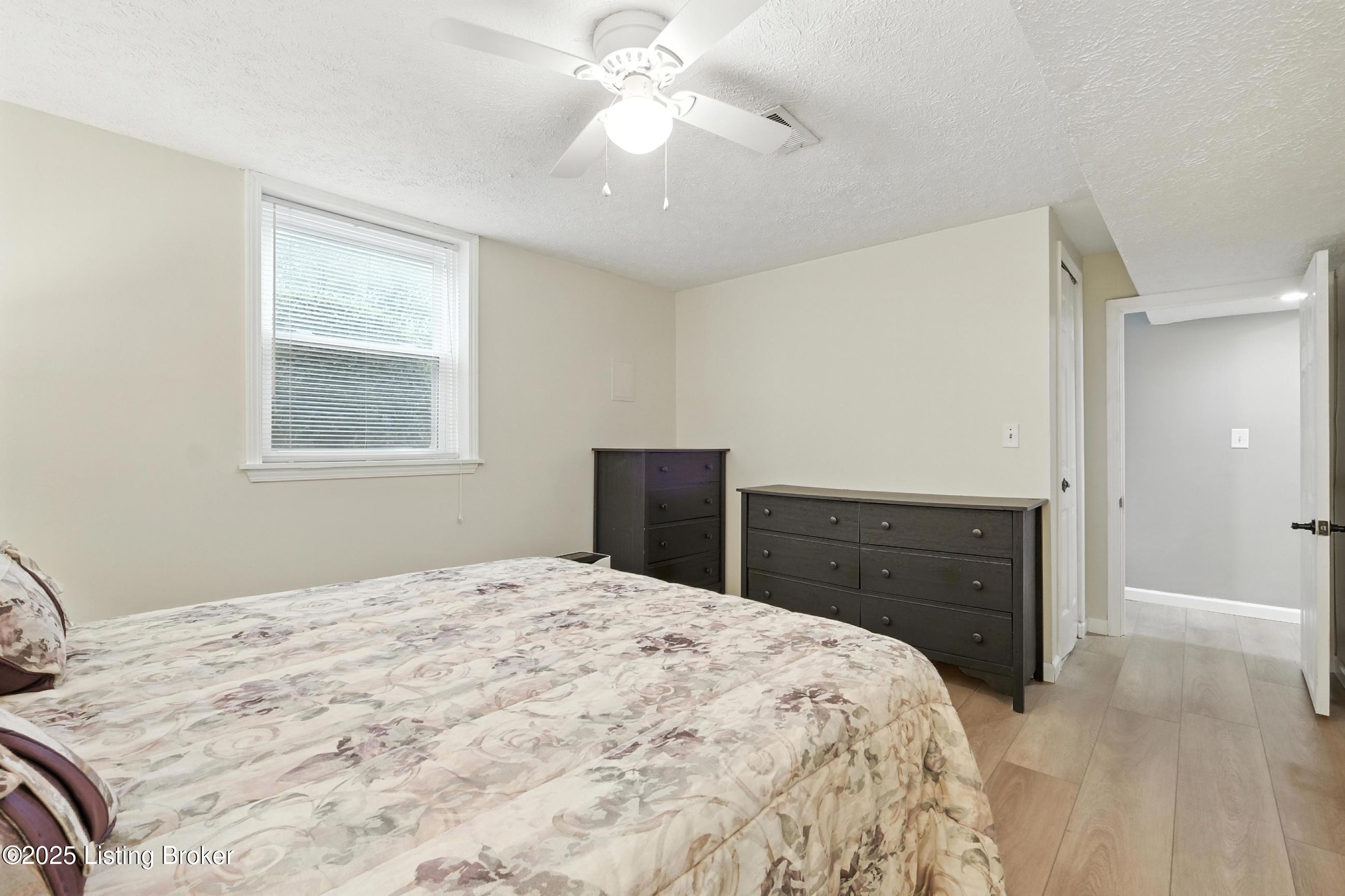 416 Franklin Ave Property Photo 17