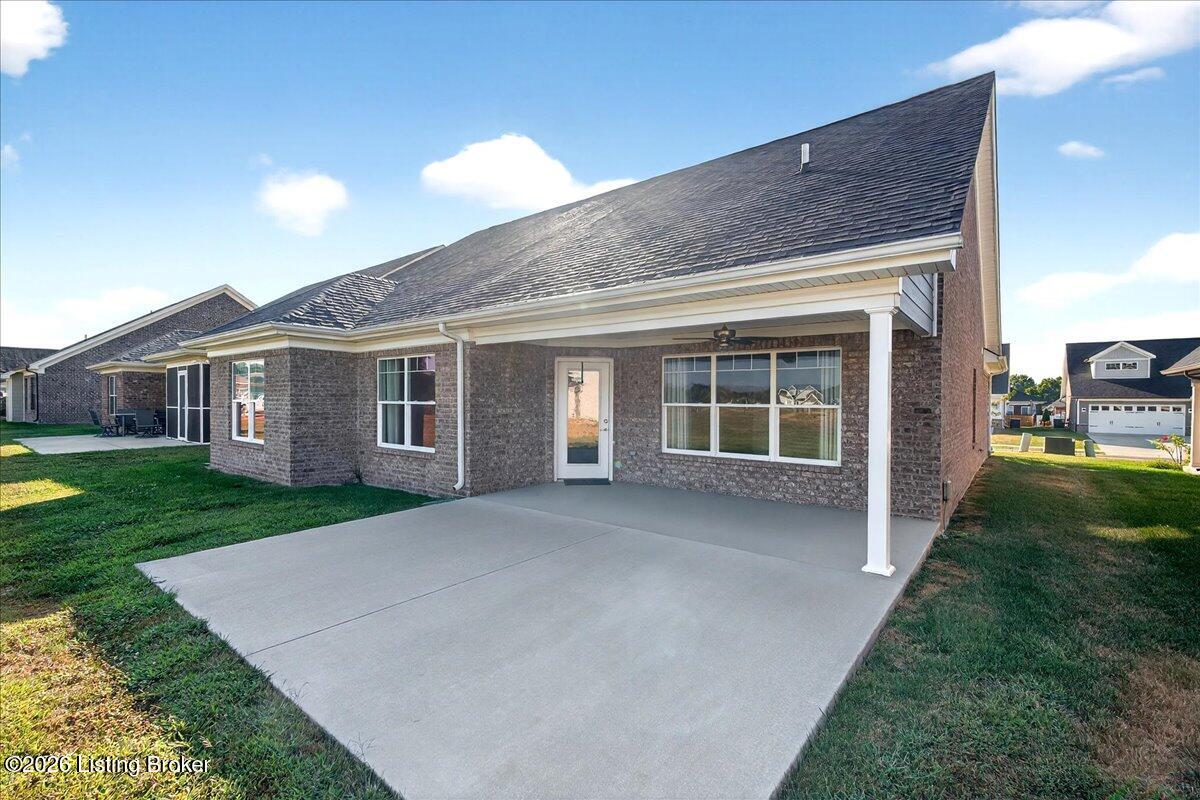 7808 Linwood Cir Property Photo 2